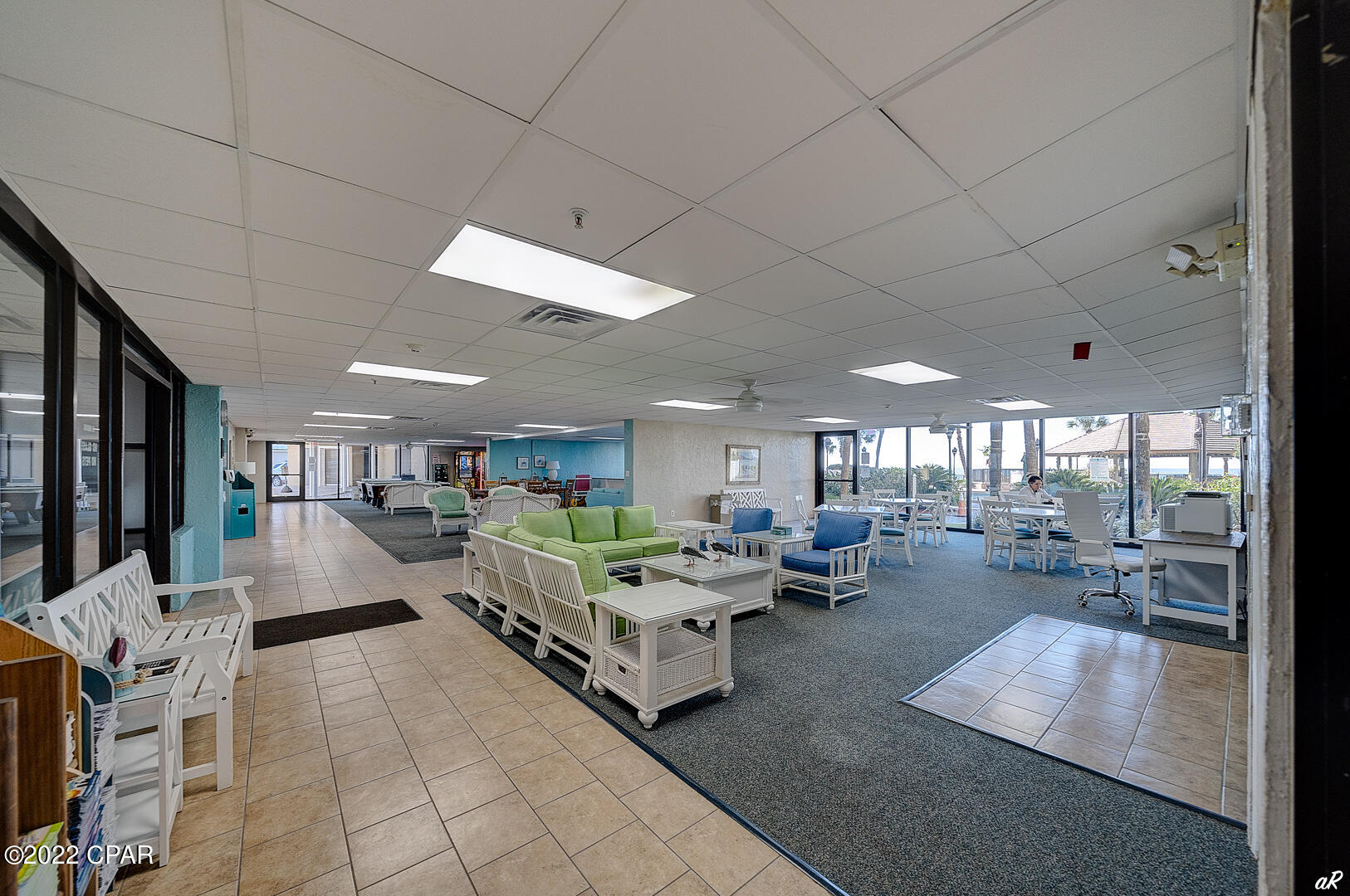 Summerhouse Condo. - Residential