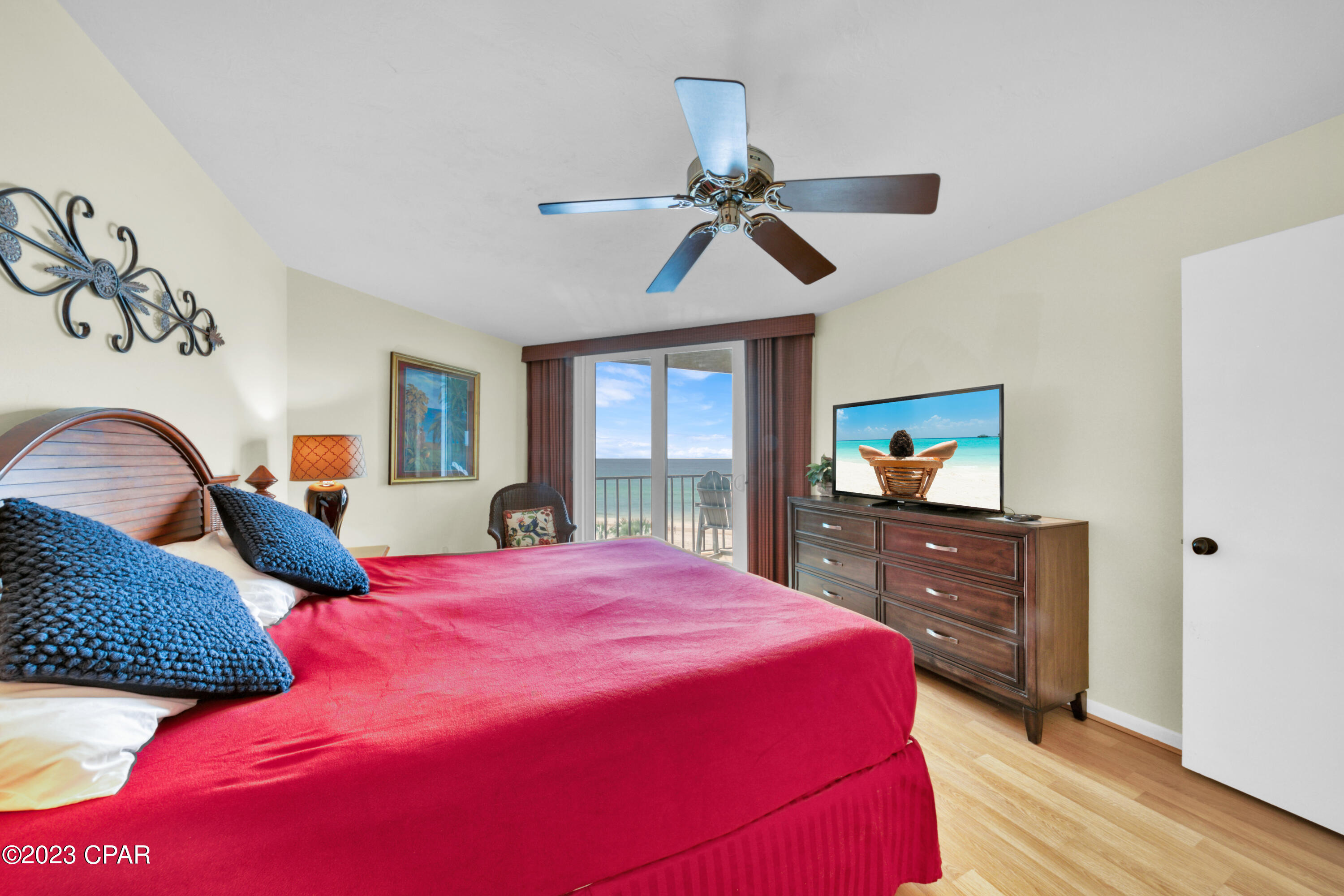 Summerhouse Condo. - Residential