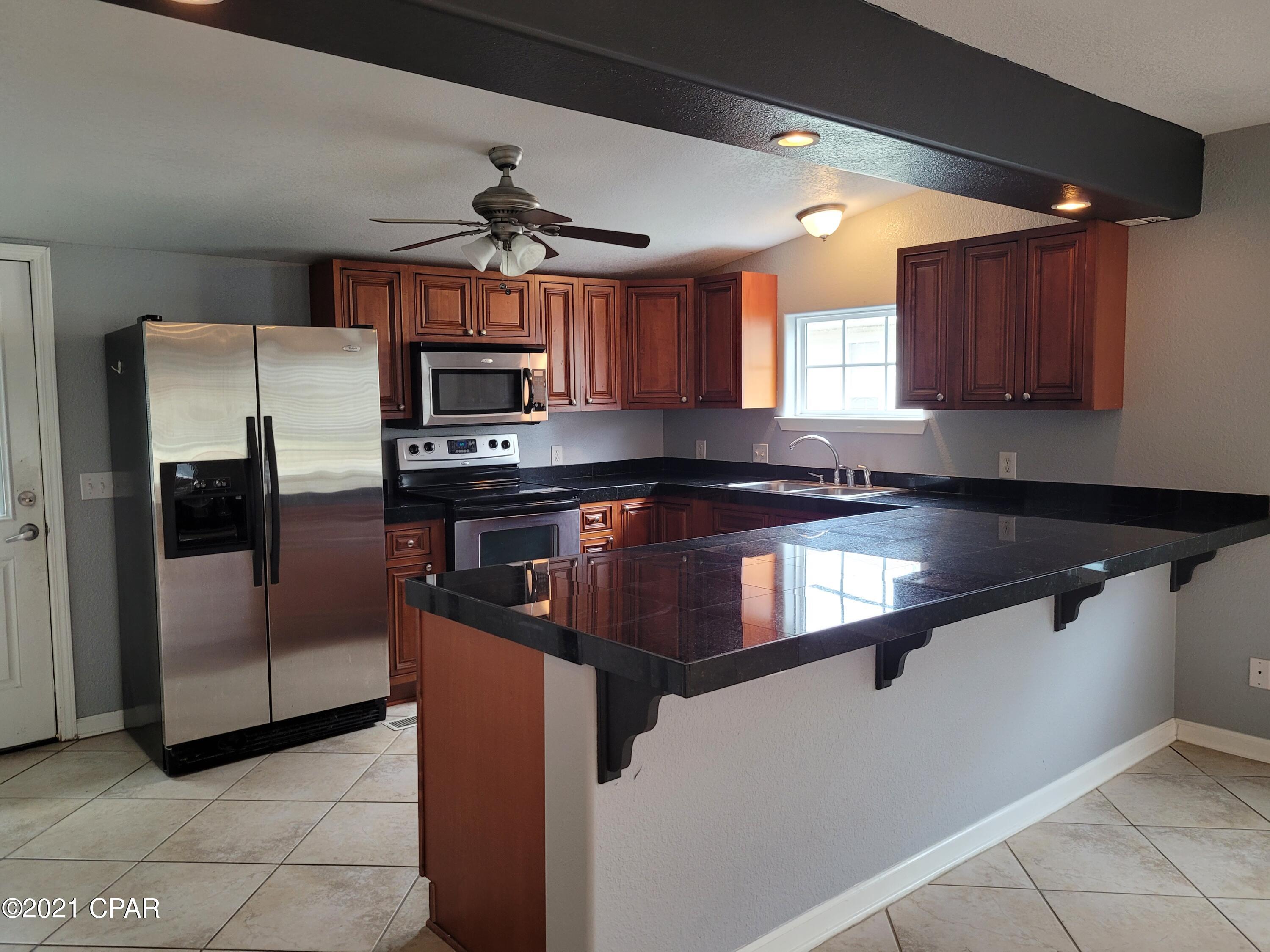 [No Recorded Subdiv] - Residential Lease