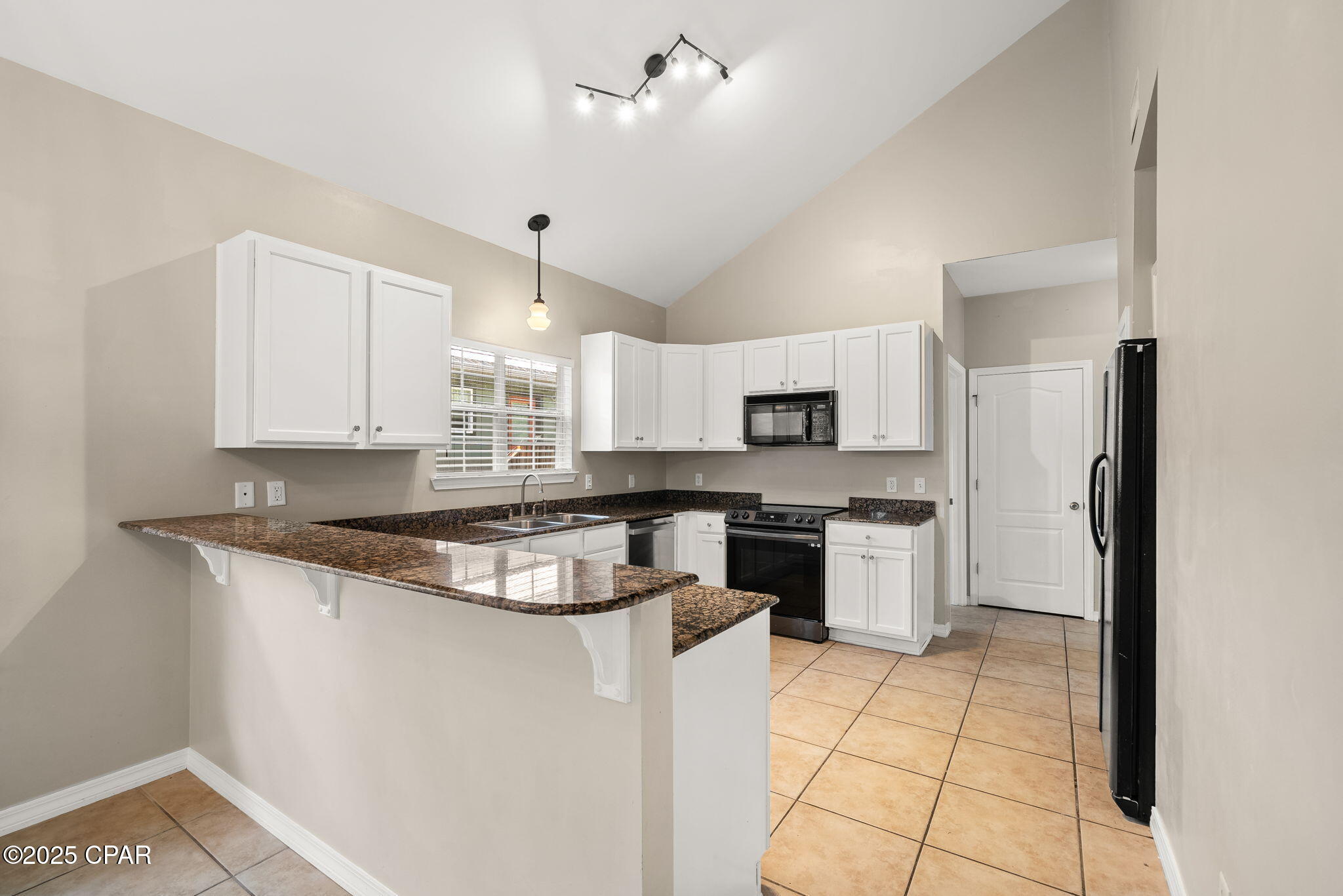 Magnolia Beach - Residential