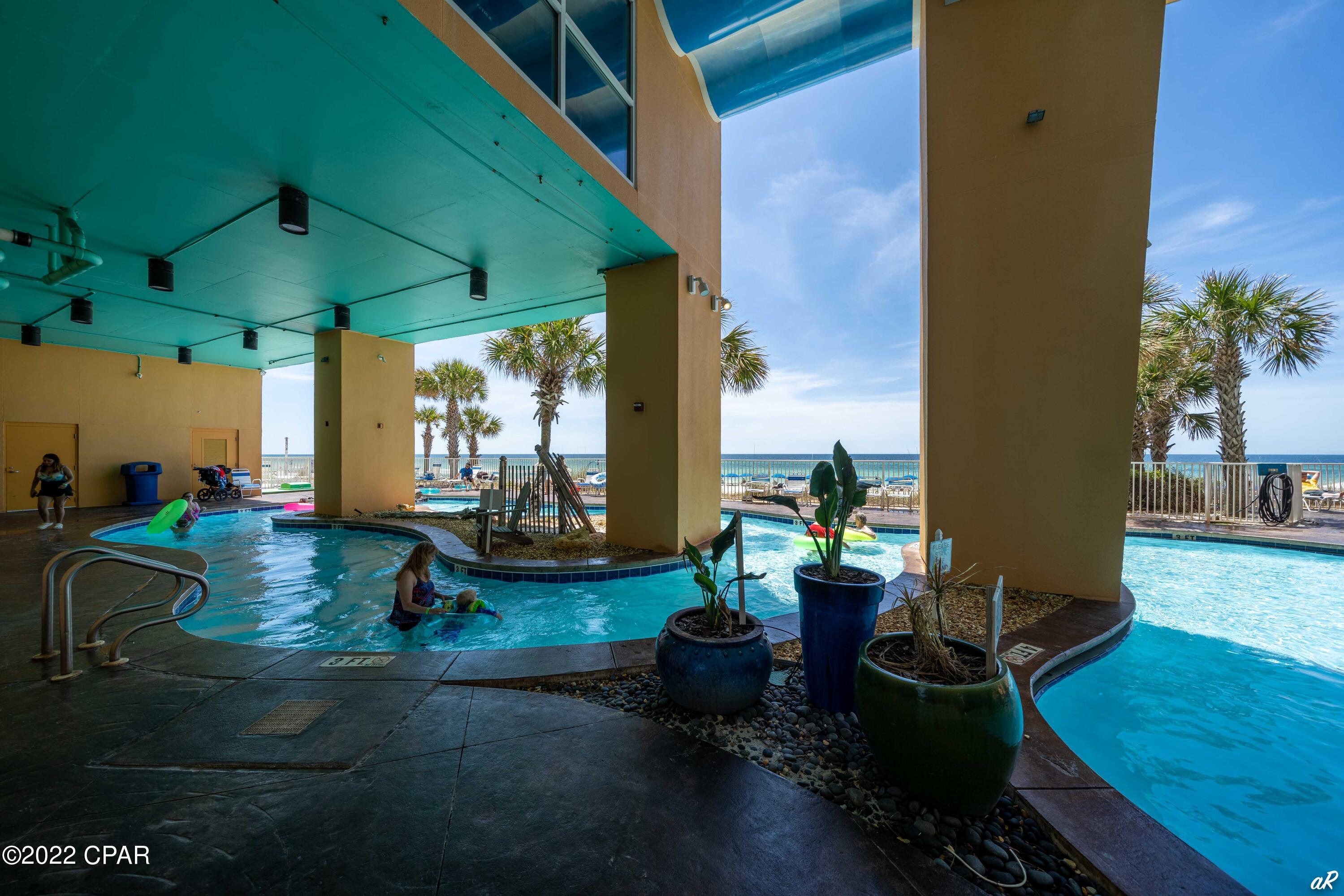 Splash Condo - Residential