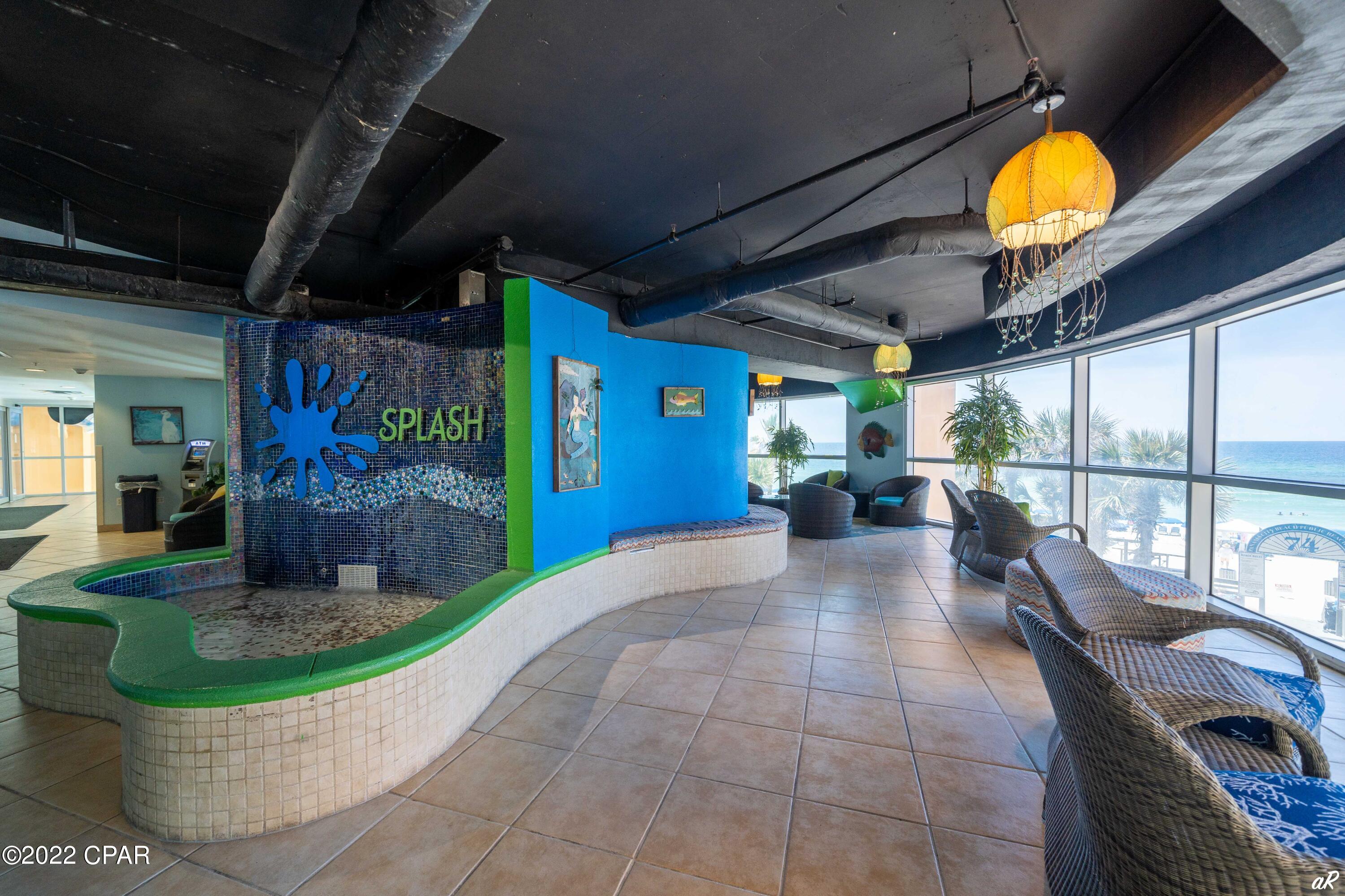 Splash Condo - Residential