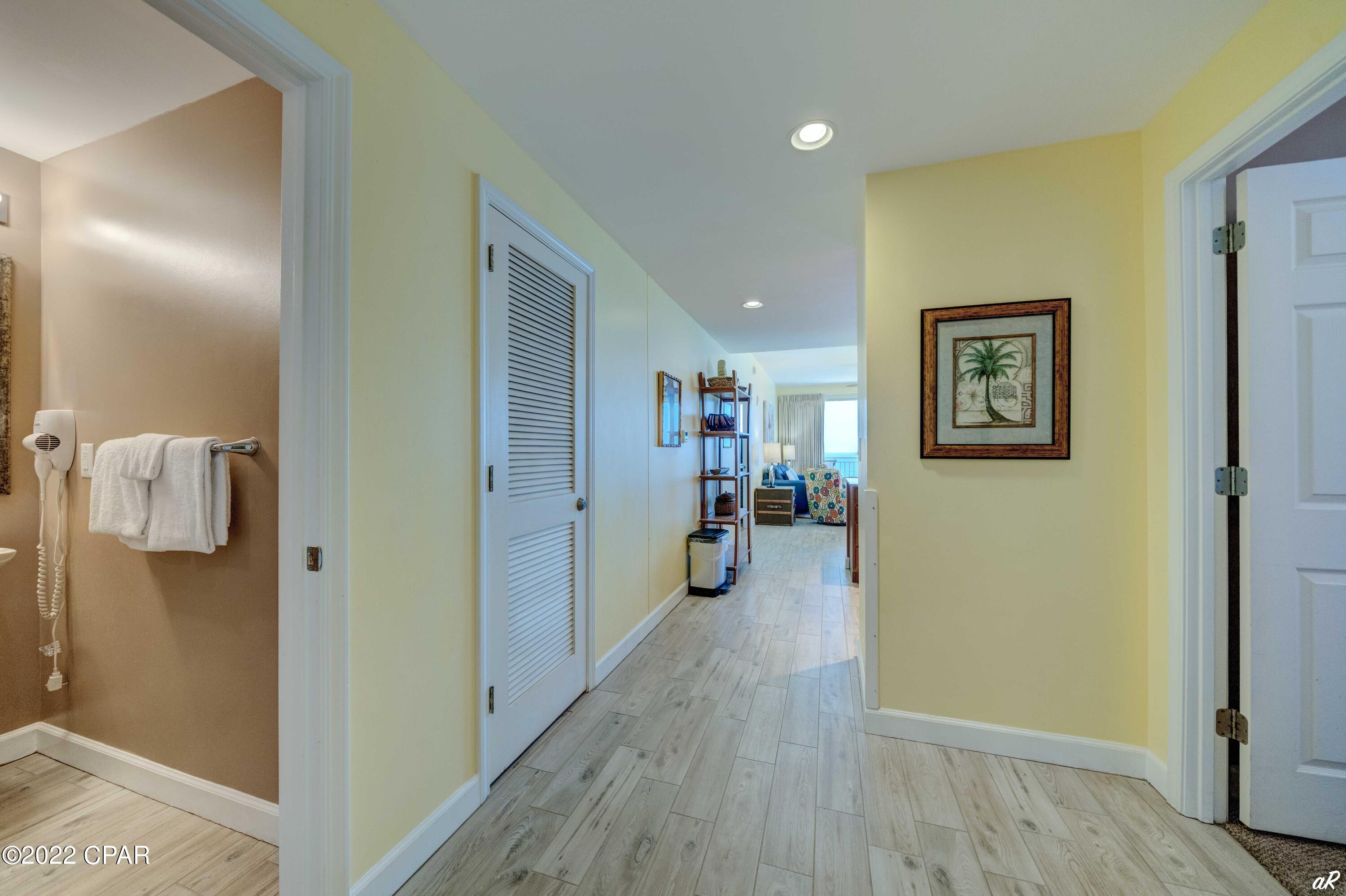 Splash Condo - Residential