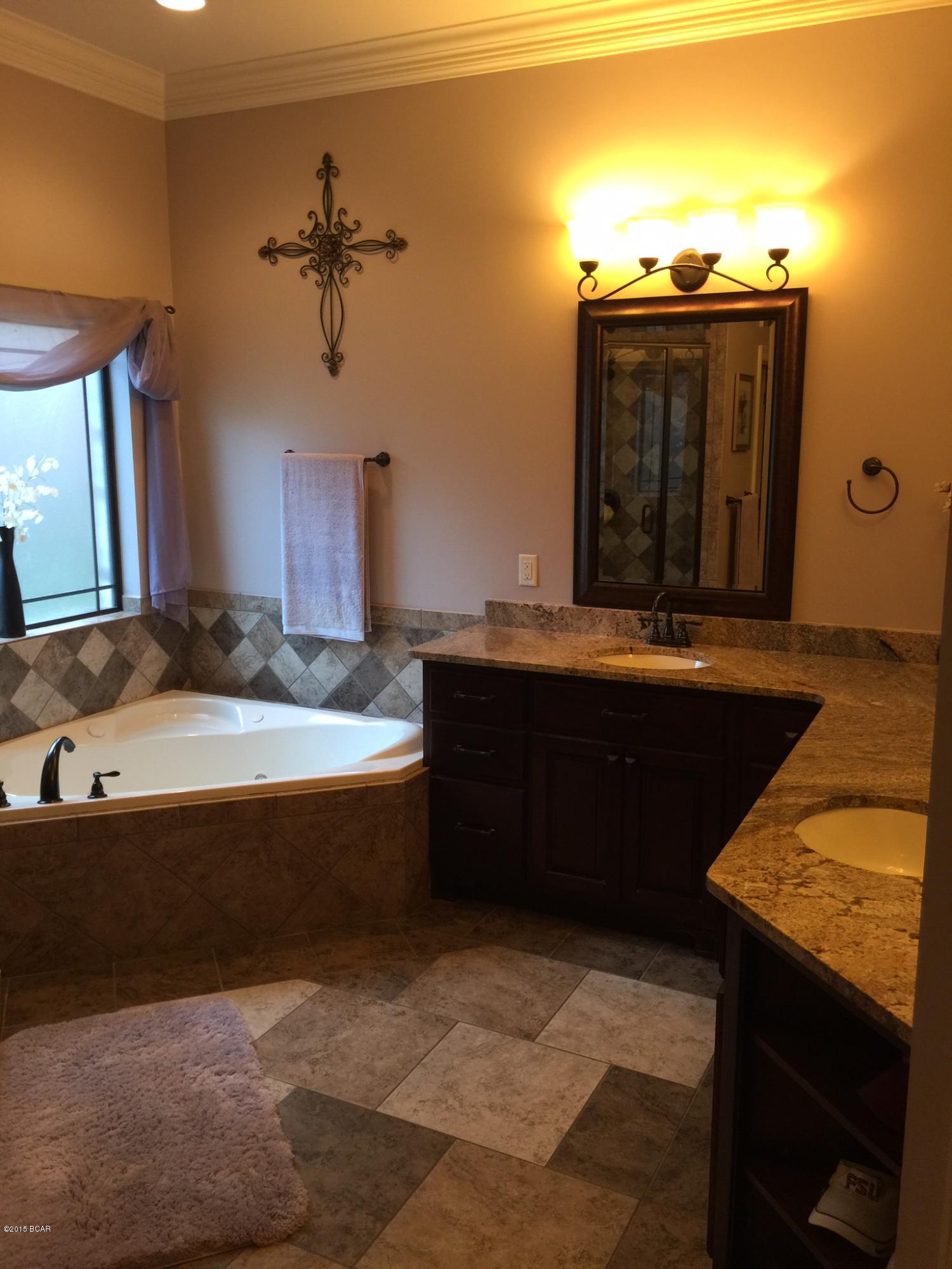 Hawks Landing - Residential