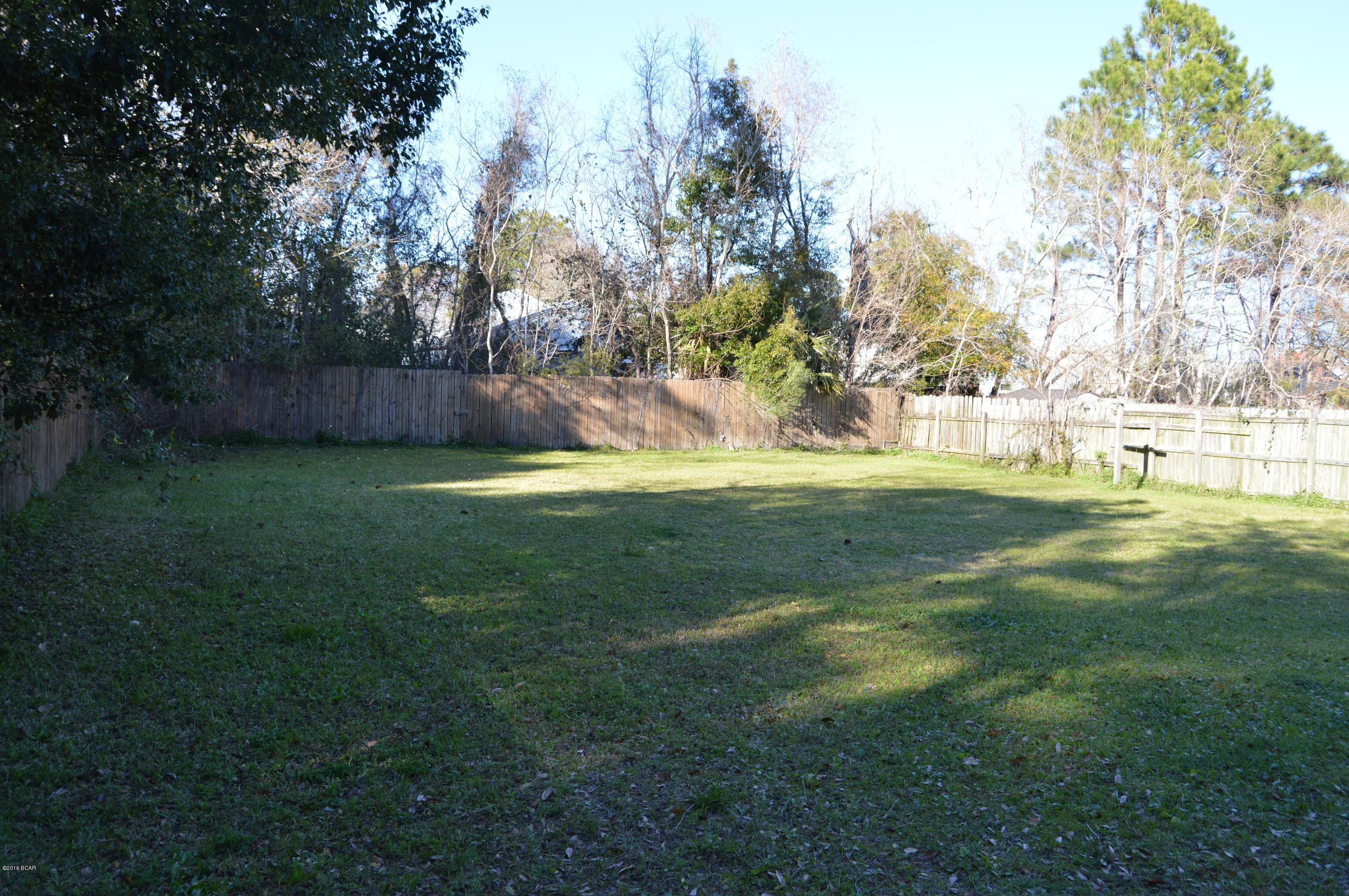 Pine Woods Add. - Residential