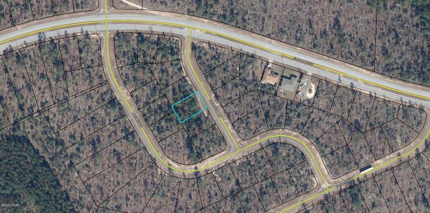 Great building lot in Sunny Hills. Lot is located convenient to HWY 77 and to the Golf Course. Adjoining lot 7 & 8 also available listed with a relative. The Sunny Hills community is located 25 miles north of Panama City and 18 miles south of Chipley. Sunny Hills features a popular 18 hole public golf course, many fine fishing lakes, and of course, Boat Lake with its white sand swimming beach. Great opportunity to invest in the future of the Florida Panhandle. Buyer to pay Title Insurance, Closing fee, and Doc Stamps on the Deed (approx $460).