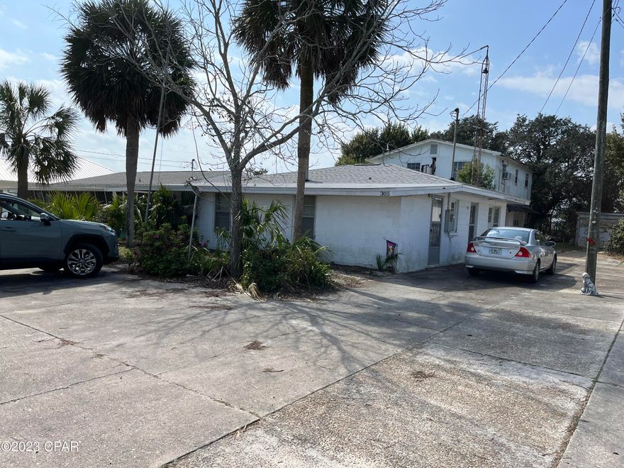 TO BE USED AS COMP ONLY, Under contract.

great location for a beach cottage total Rehab needed.