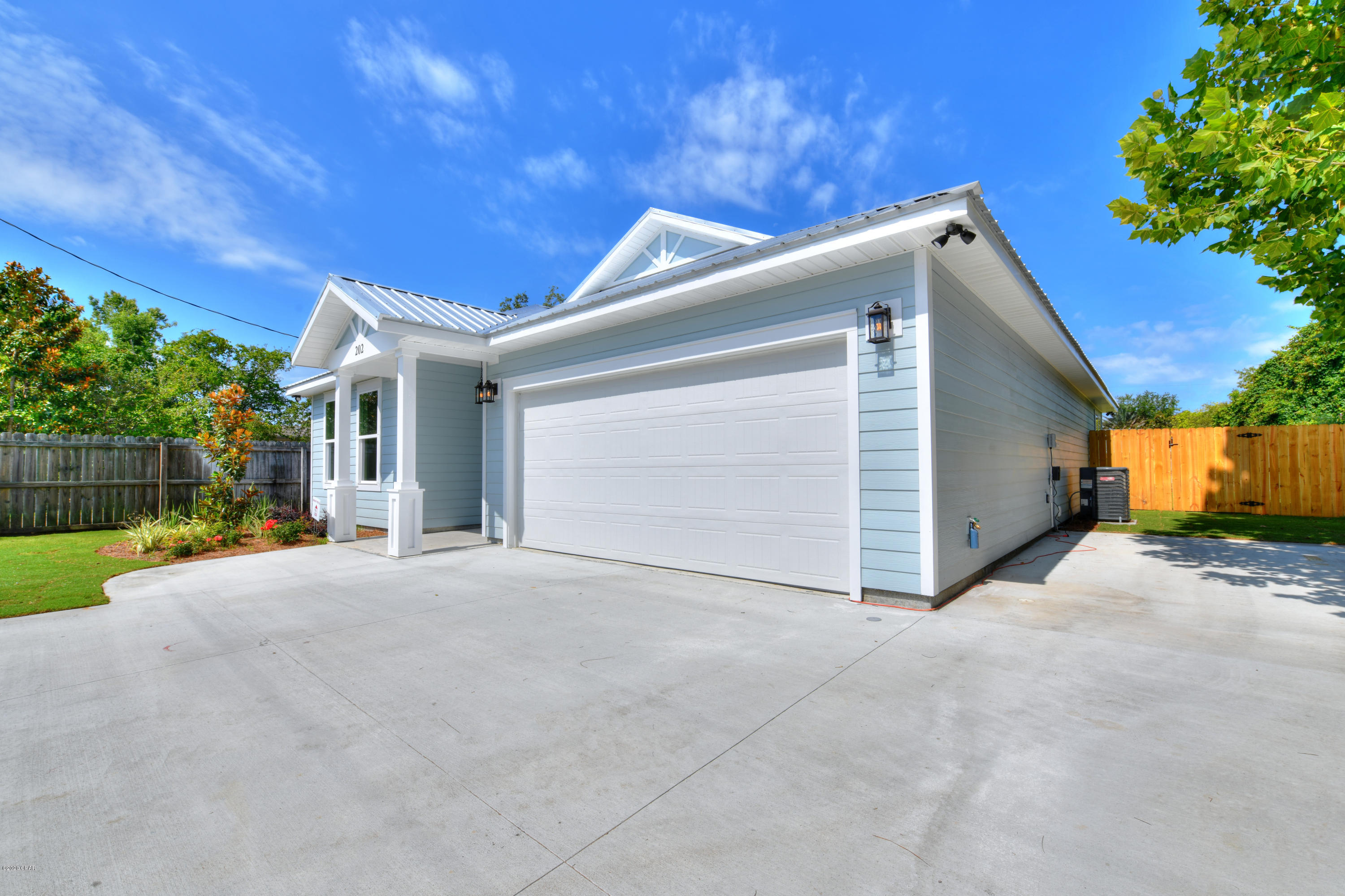 Bahama Heights - Residential