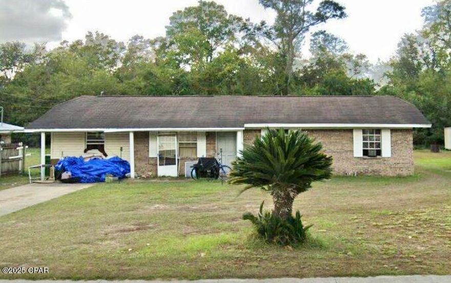 'CURRENTLY UNDER CONTRACT, SELLER WILL CONSIDER BACKUP OFFERS'
Investor Opportunity - 3BR/2BA - 1,878 Sq Ft - Chipley, FL

Investor special with outstanding potential! This 3-bedroom, 2-bath home offers 1,878 sq ft of living space and is ready for a full renovation. Property requires extensive repairs and updates, making it ideal for investors, contractors, or experienced renovators.

Property is being sold as-is. Cash or renovation loans only. Great opportunity to add value in a desirable Chipley location.