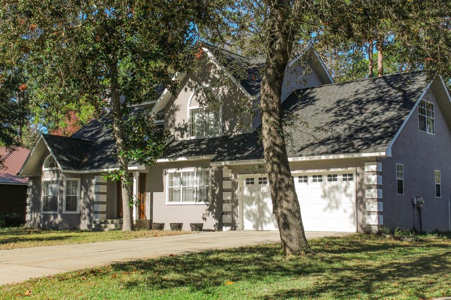 ABSOLUTELY BEAUTIFUL Custom-built 2 story home located in a Great Neighborhood on a Cul de Sac. Situated beneath old Oak trees and Magnolias, The home has 4 bedrooms, 2 1/2 baths,oversized shower with built-in bench. Three shower-heads, including oversized rain head. Upstairs laundry room.  Built-in cabinets and drawers in bonus room. Deck attached to master bedroom overlooking fenced in backyard. Quiet neighborhood on cul-de-sac. Oversized  2 garage with space for large work bench. Central vacuum with new accessories. New, stainless steel appliances.  Working Fireplace. Located just past Beck Avenue and 23rd Street, you are close to EVERYTHING! A must see!!! The home is ready to move into!