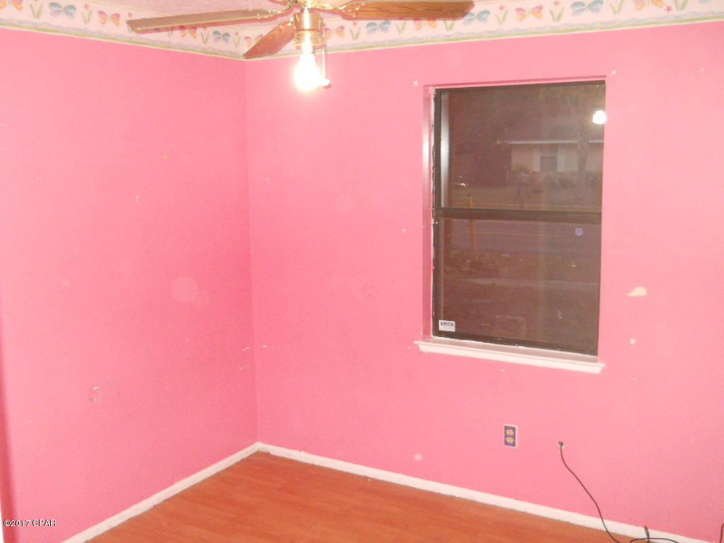 Pine Forest Est Ph 1 - Residential