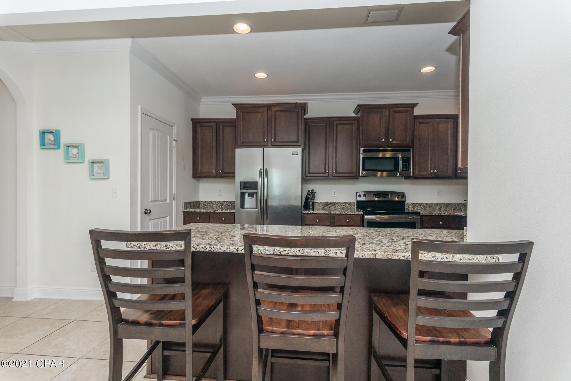 Magnolia Bay Club - Residential