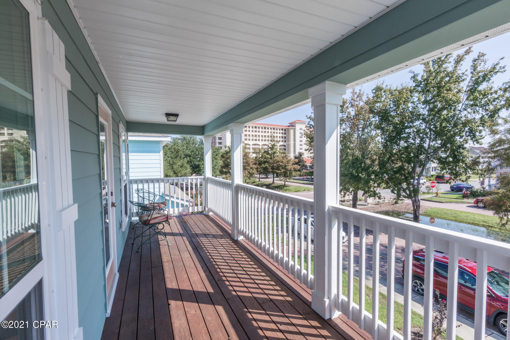 Magnolia Bay Club - Residential