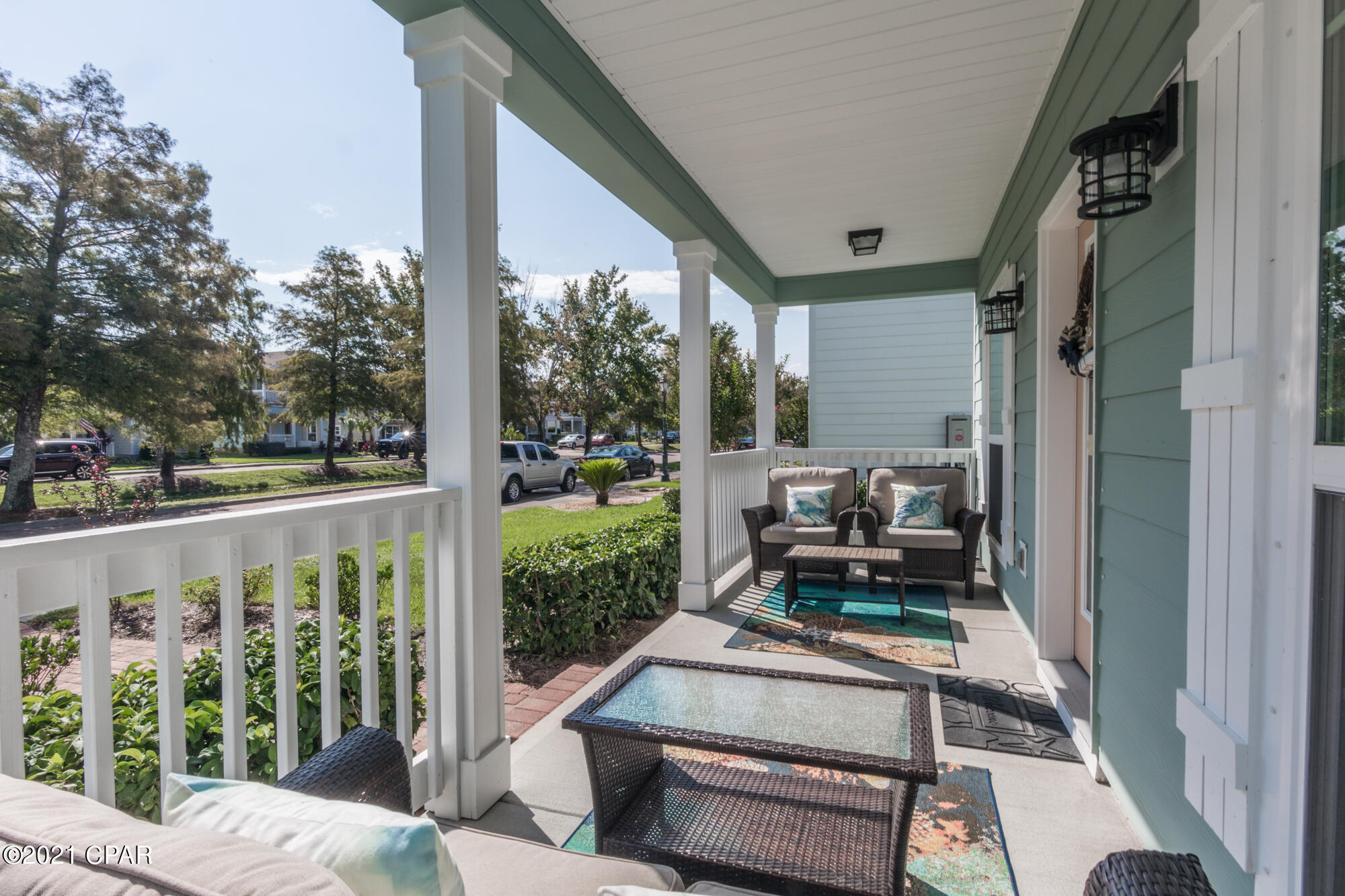 Magnolia Bay Club - Residential