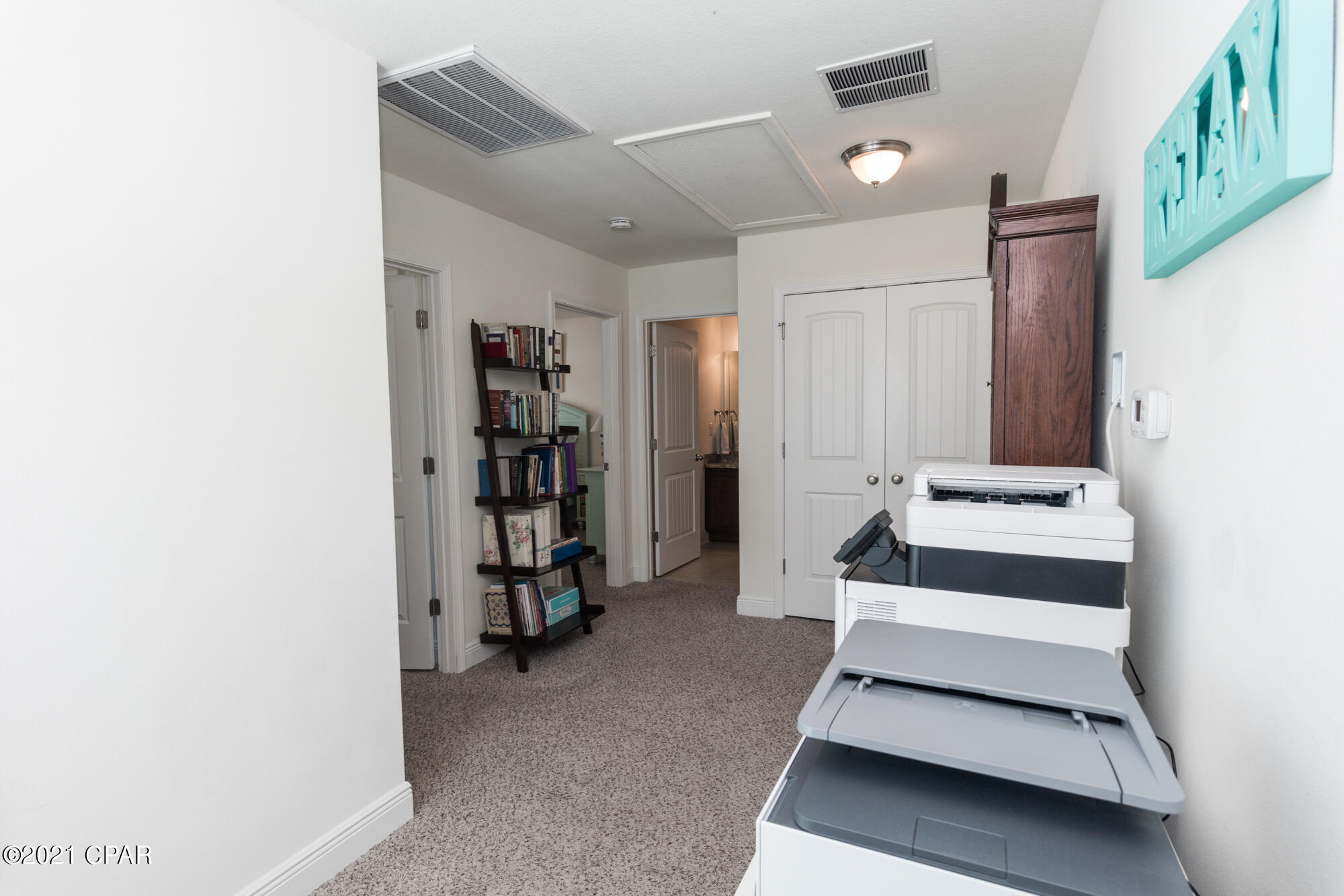 Magnolia Bay Club - Residential