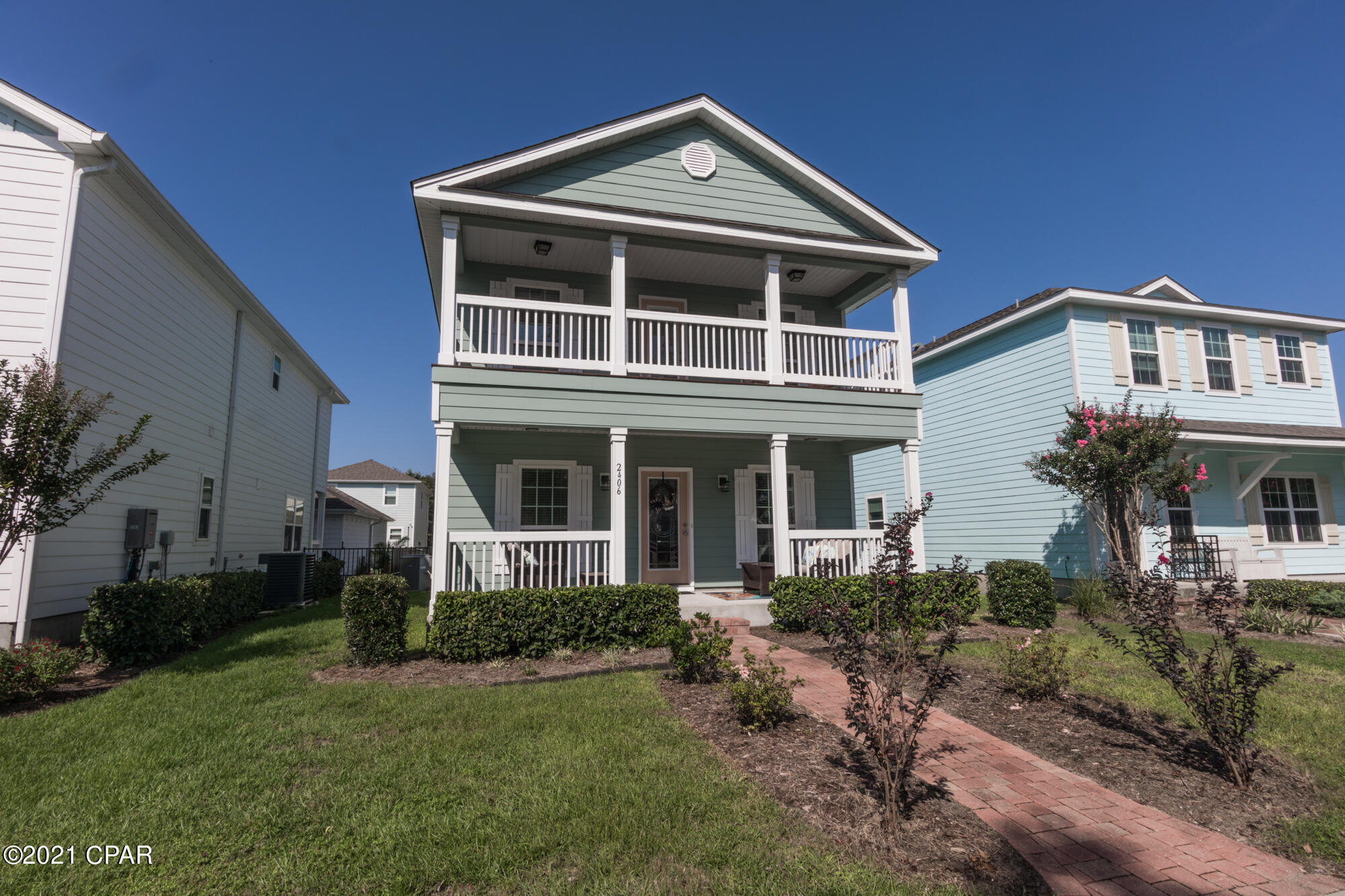 Magnolia Bay Club - Residential