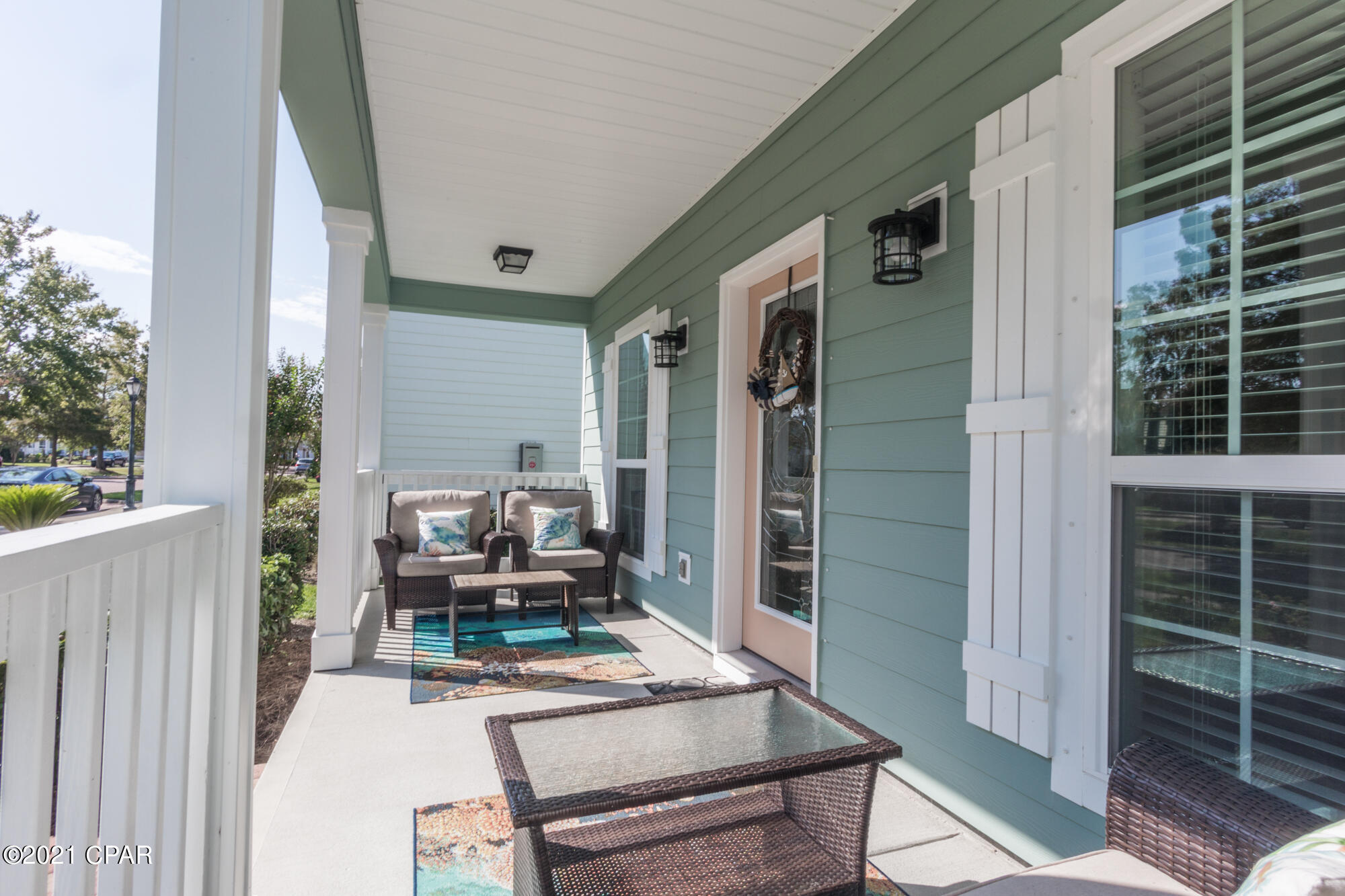 Magnolia Bay Club - Residential