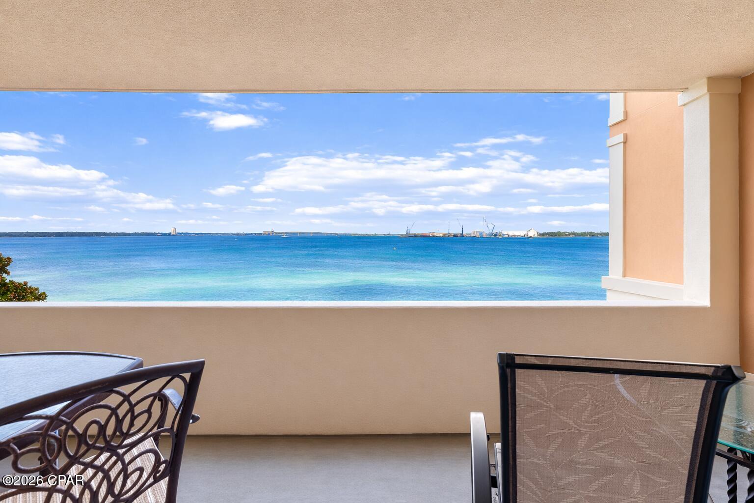 Magnolia Bay Club - Residential