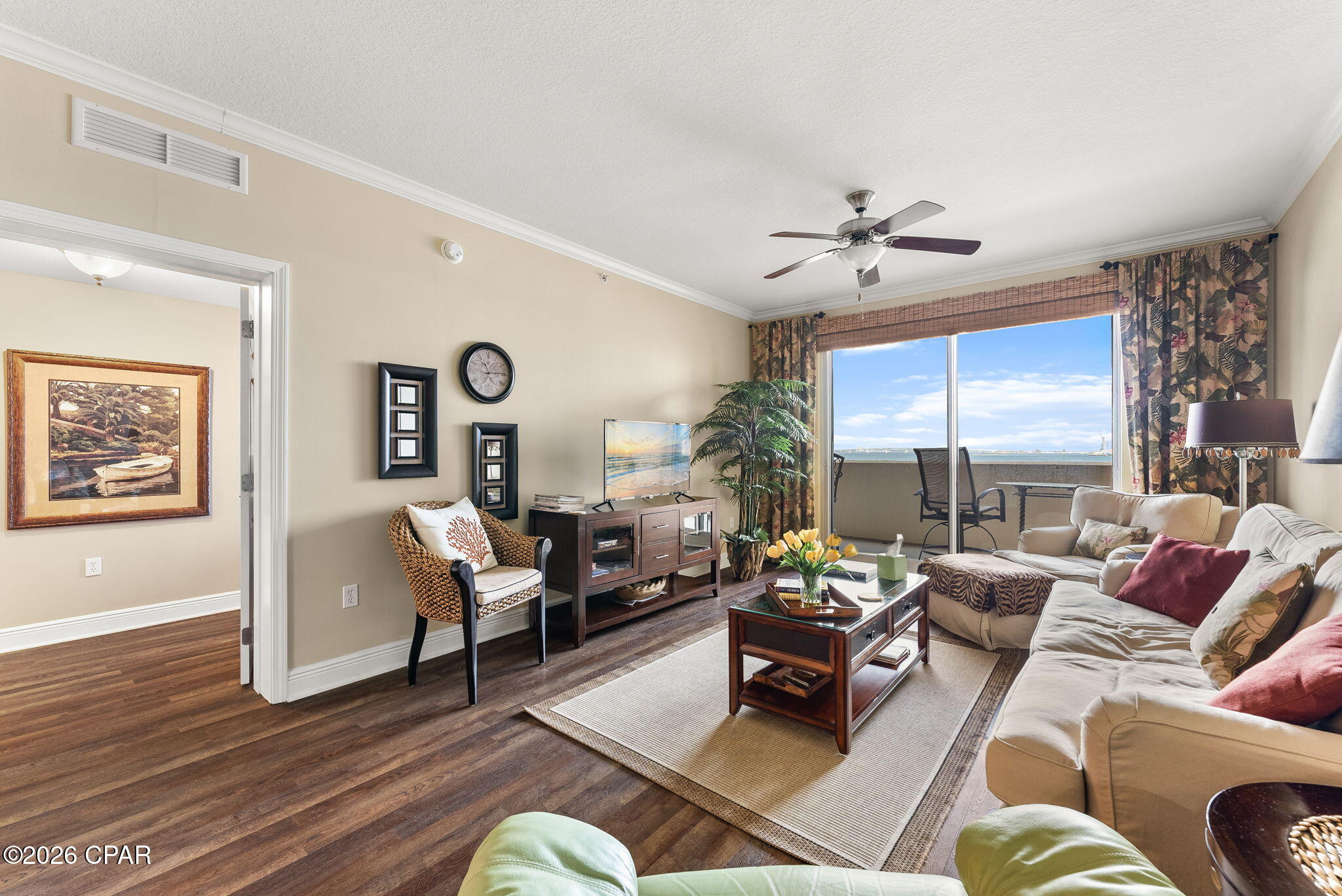 Magnolia Bay Club - Residential