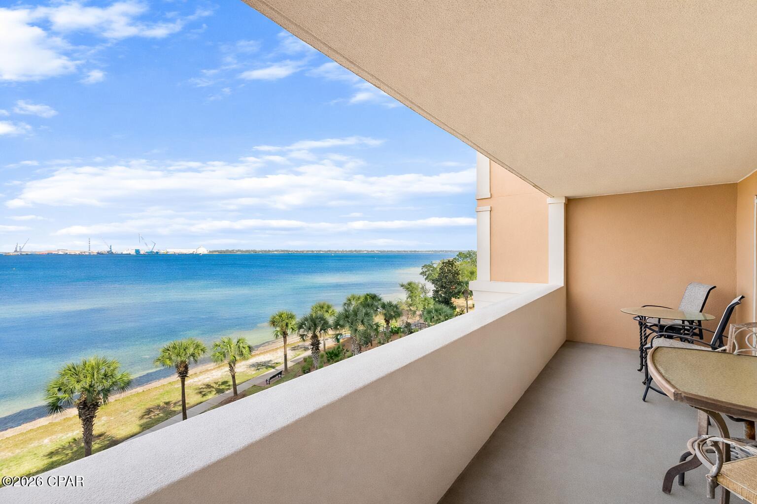 Magnolia Bay Club - Residential