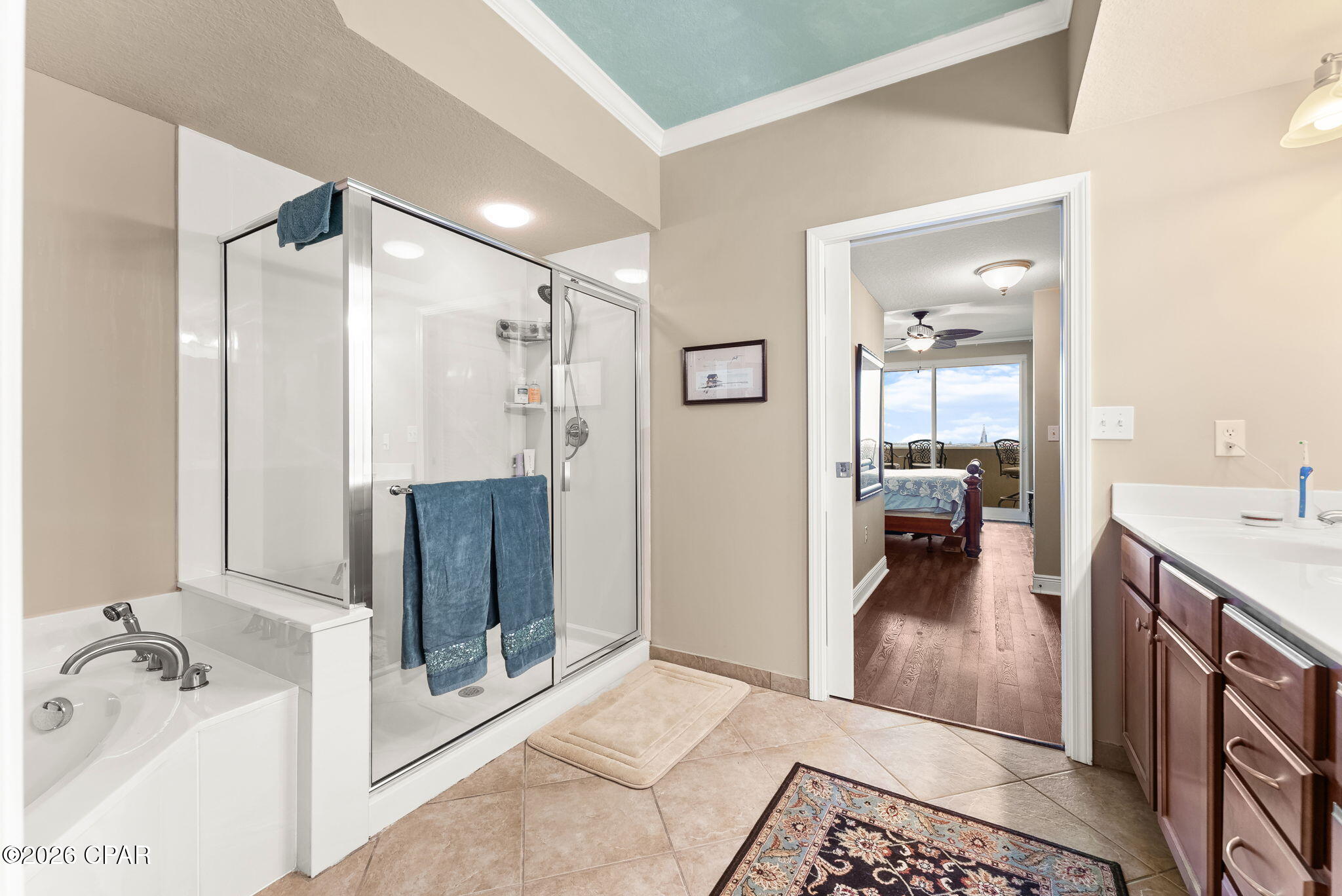 Magnolia Bay Club - Residential