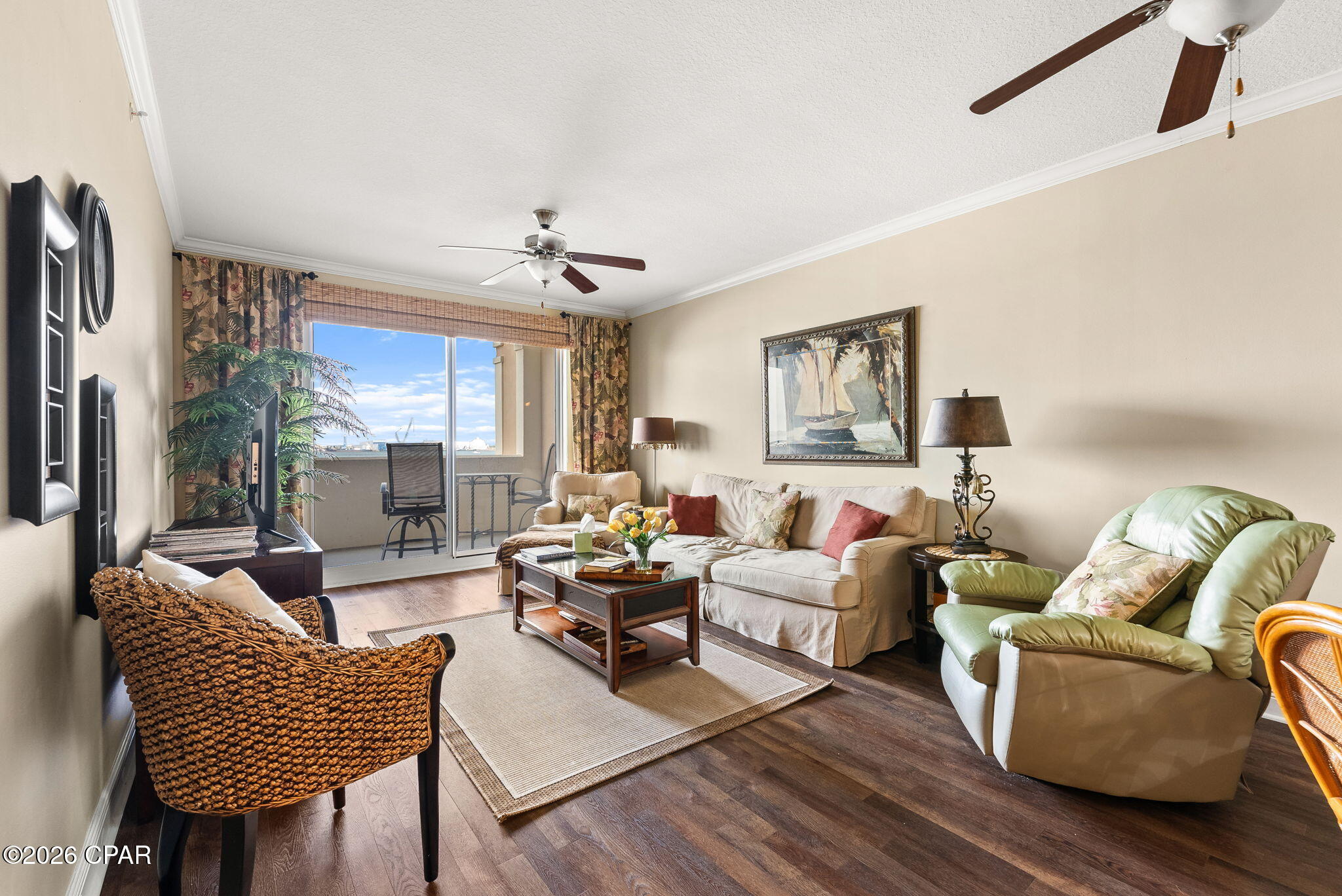 Magnolia Bay Club - Residential