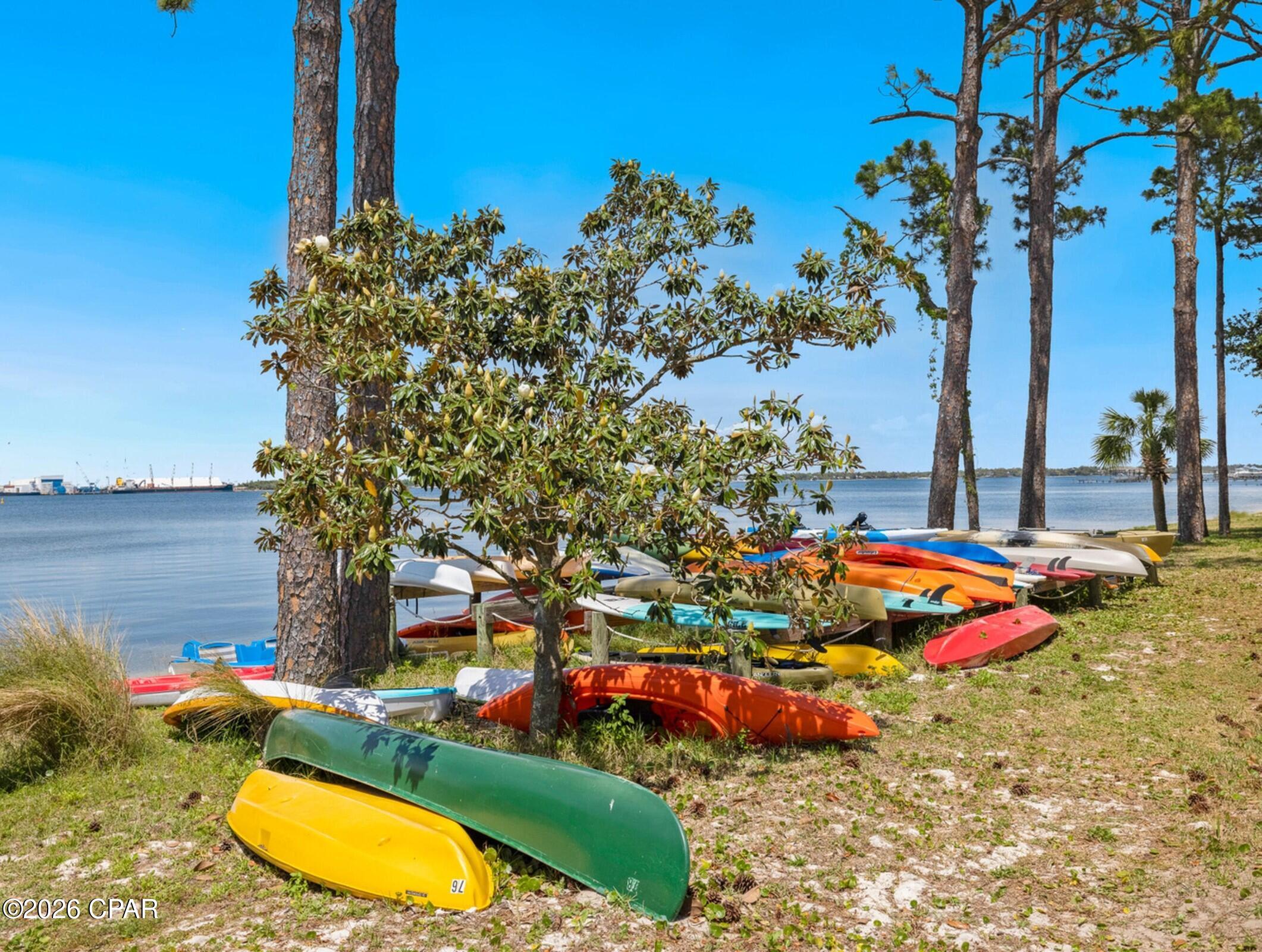 Magnolia Bay Club - Residential