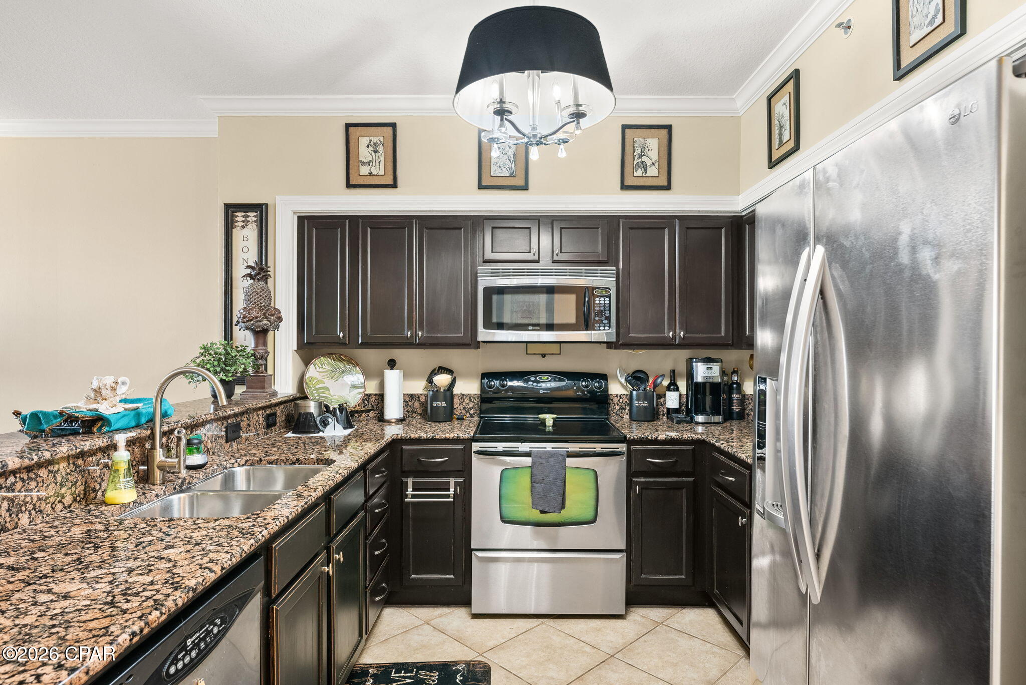 Magnolia Bay Club - Residential