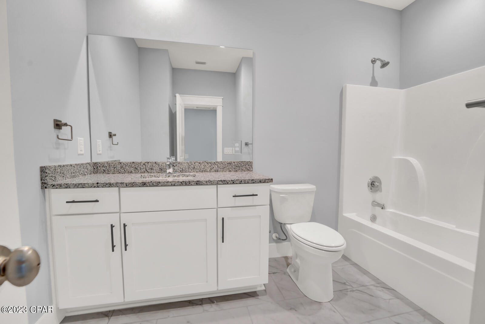 Lagoon Manor - Residential Lease