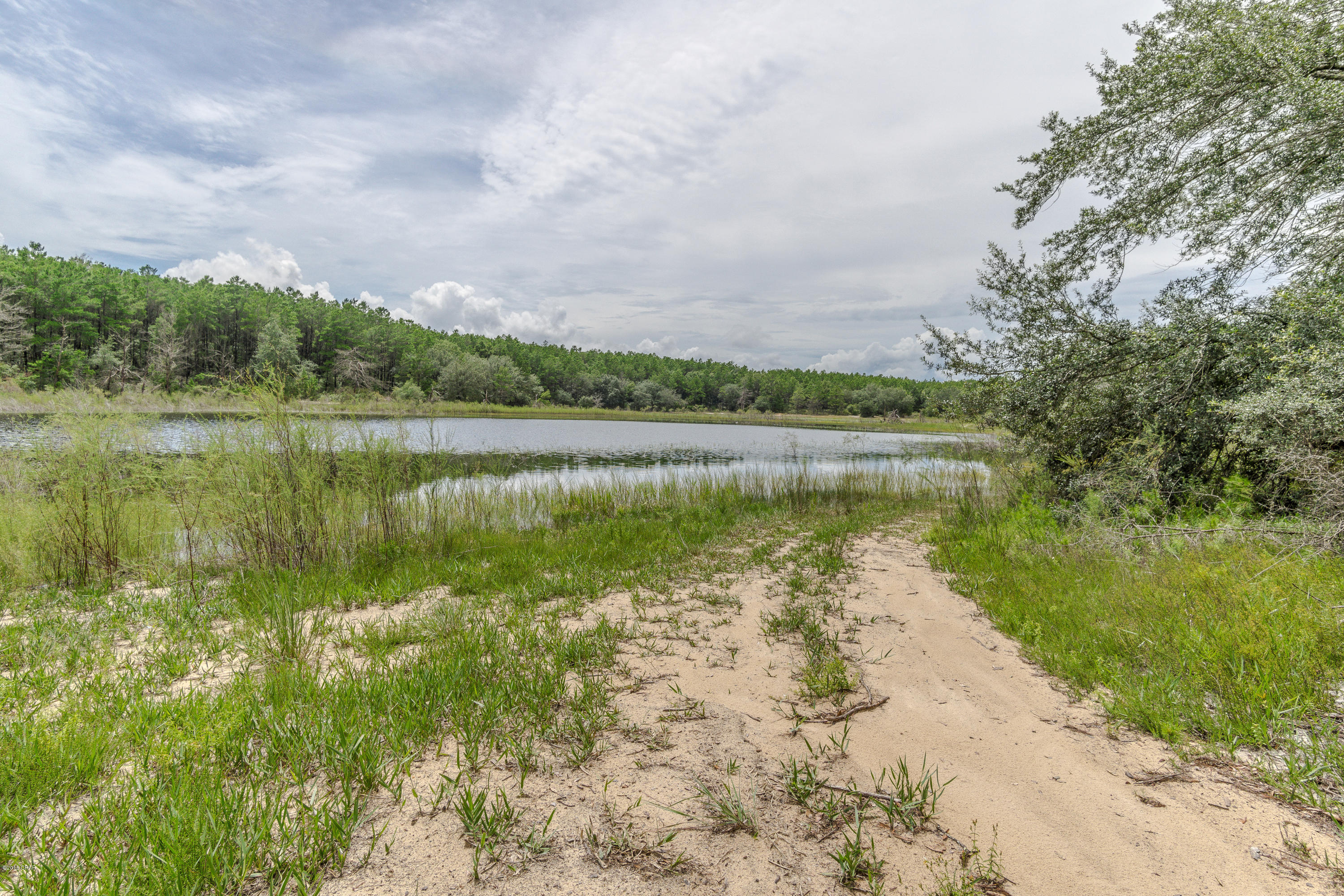 [No Recorded Subdiv] - Land