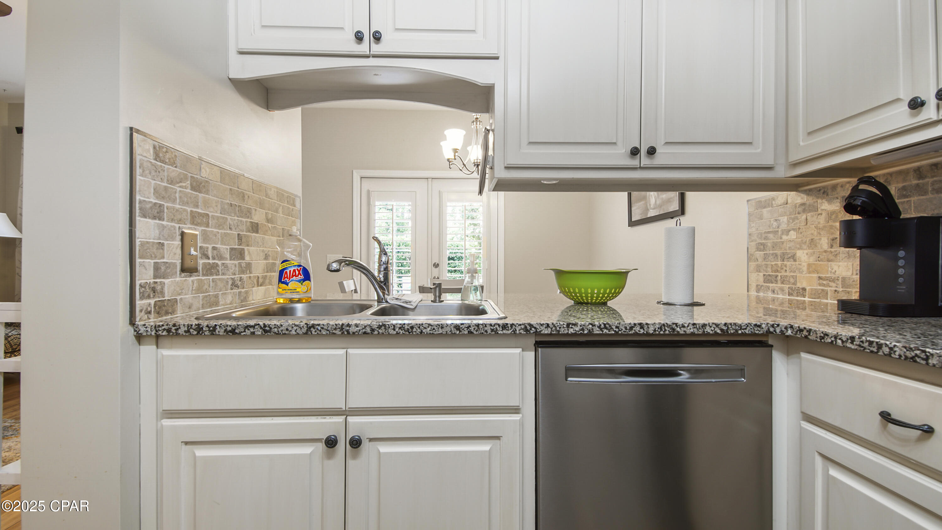 Annabella's Townhomes - Residential Lease