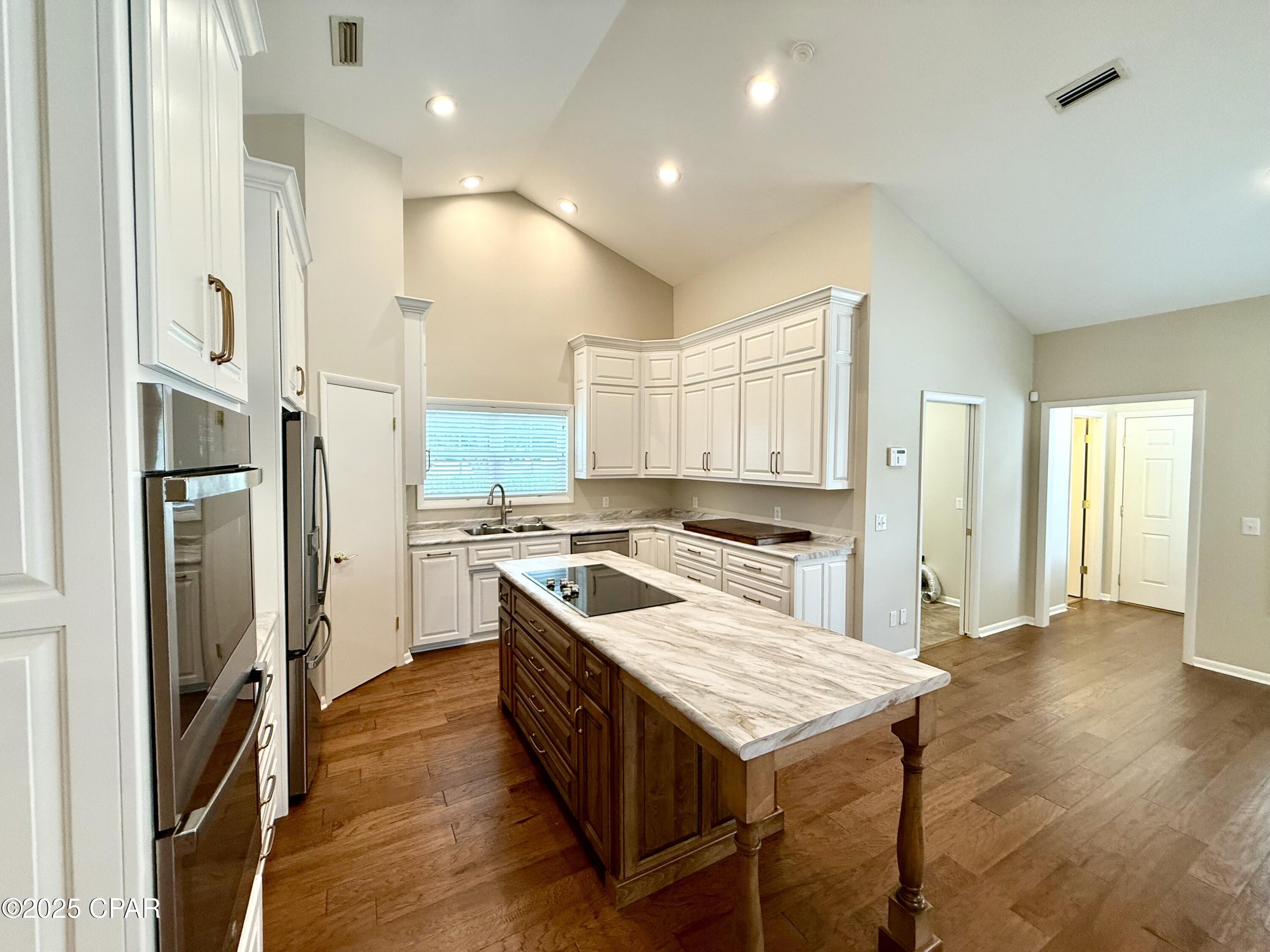 North Oaks - Residential