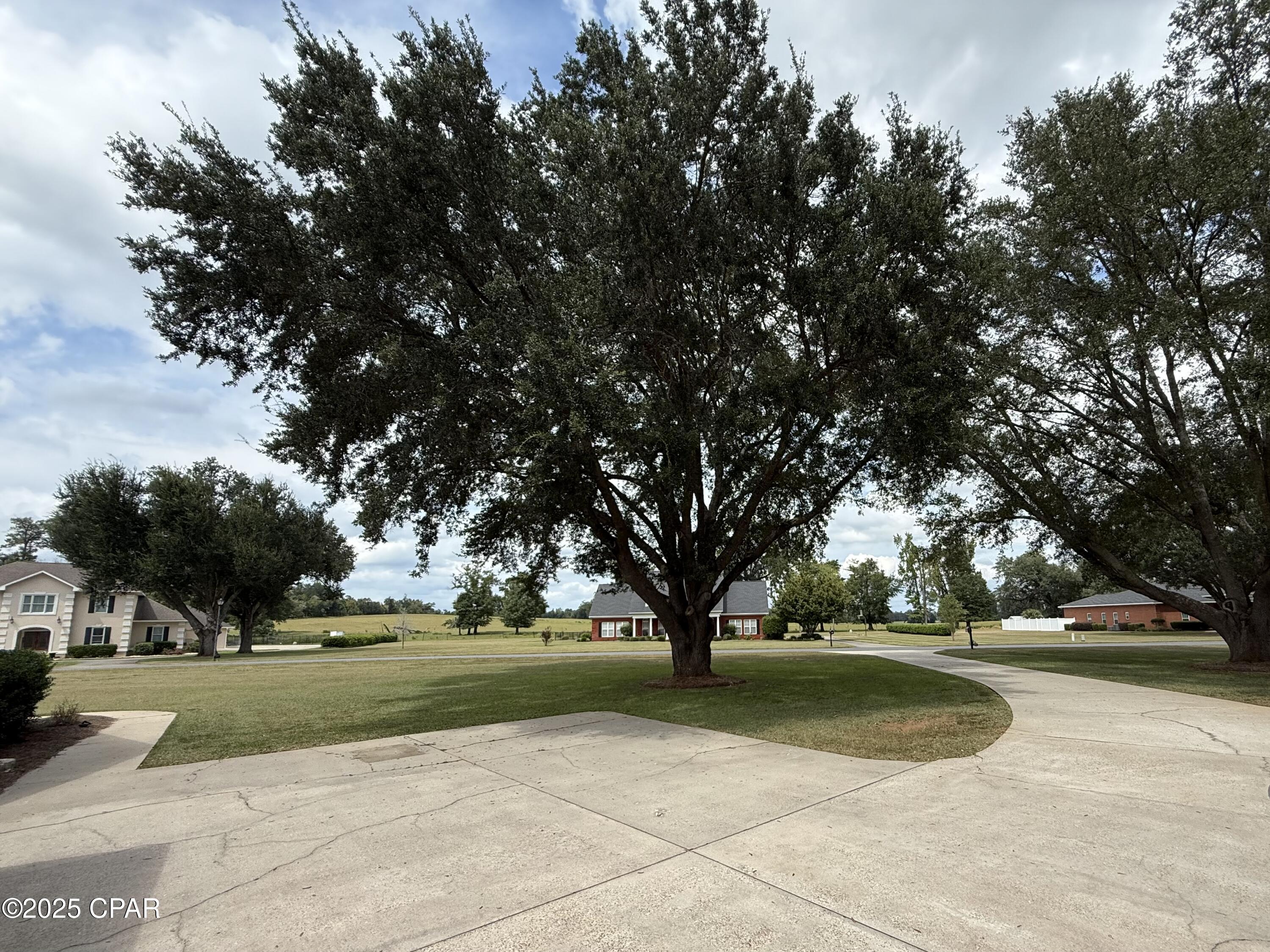 North Oaks - Residential