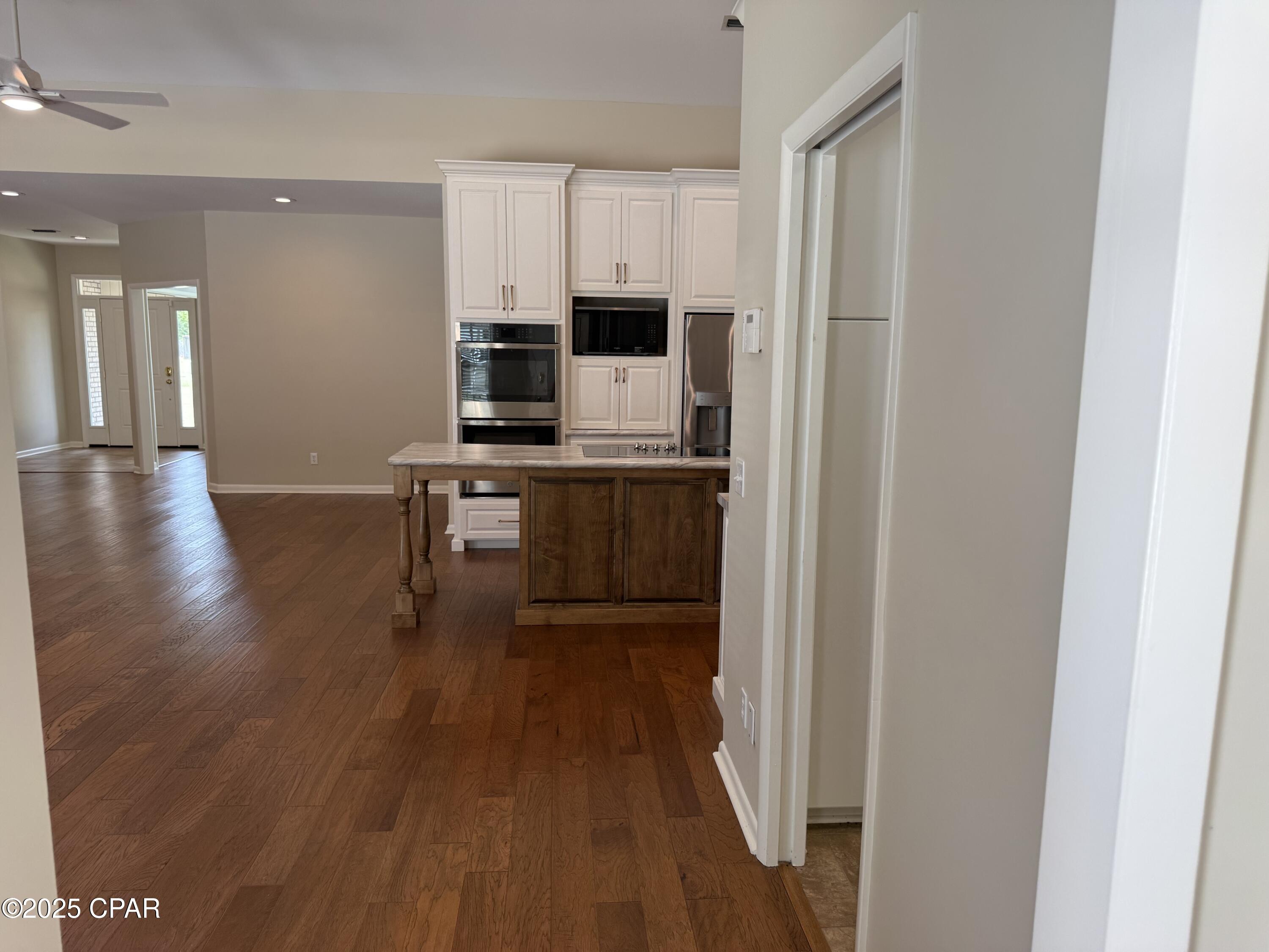 North Oaks - Residential