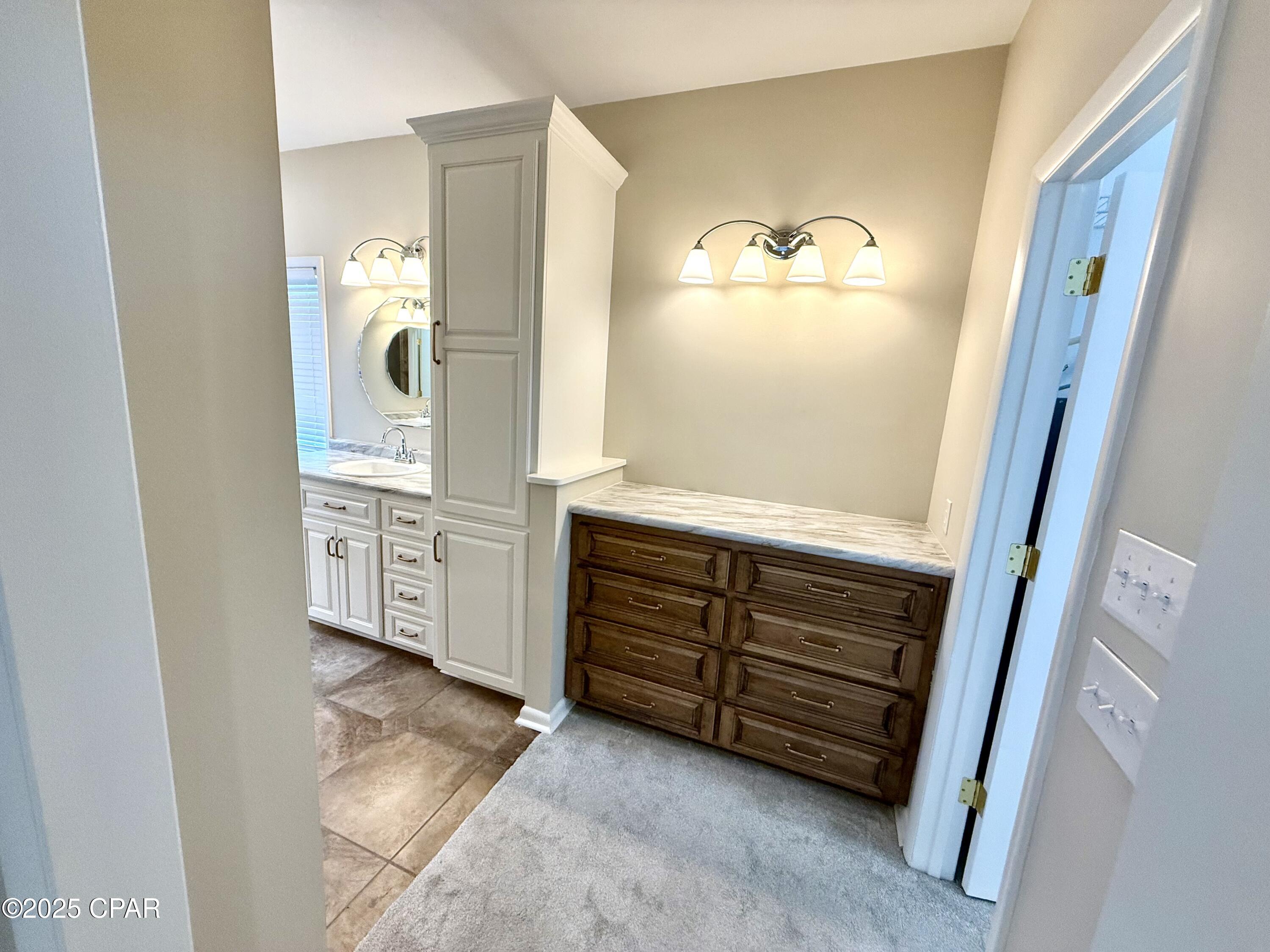 North Oaks - Residential