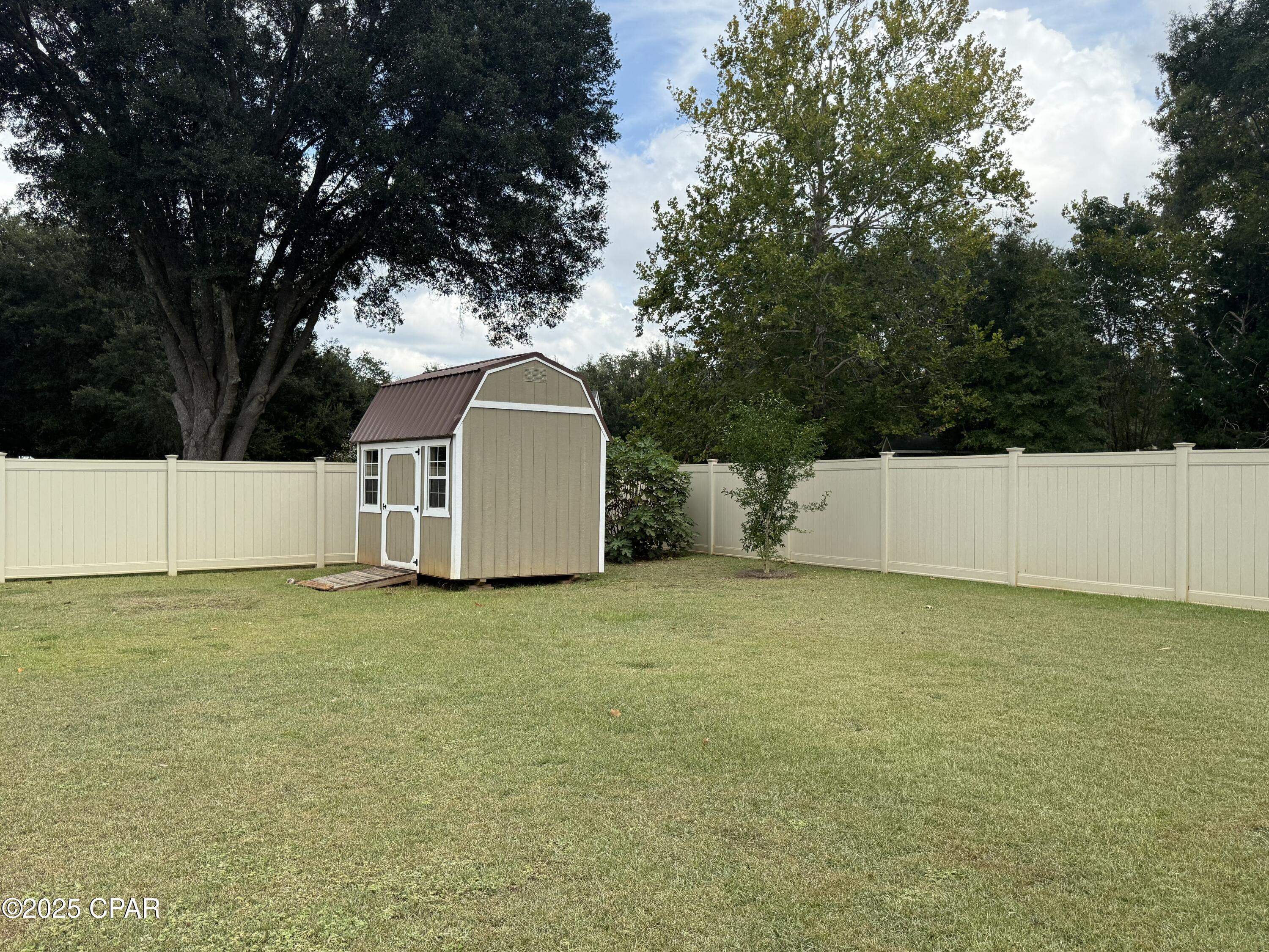 North Oaks - Residential