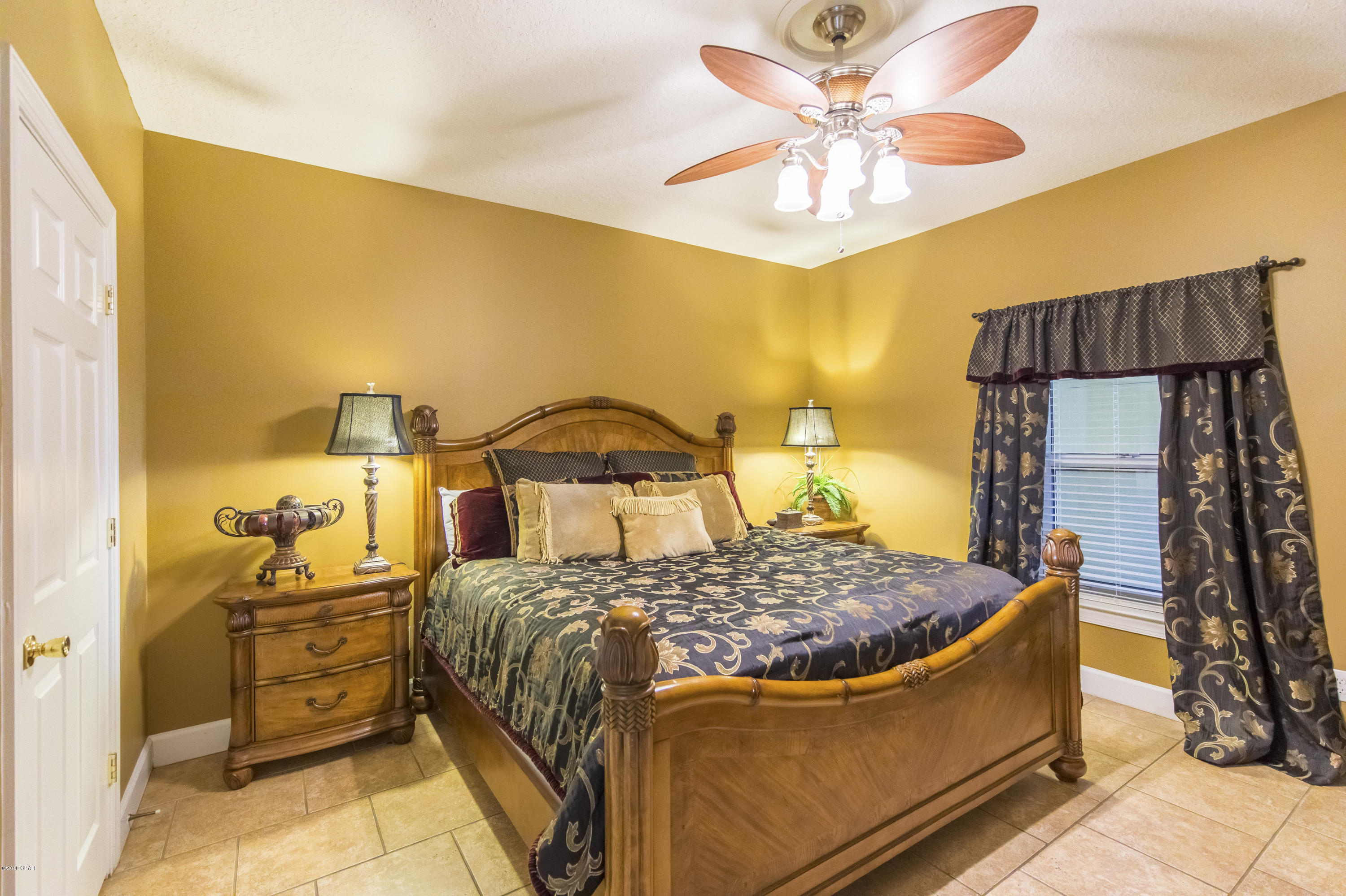 Ocean Ritz - Residential