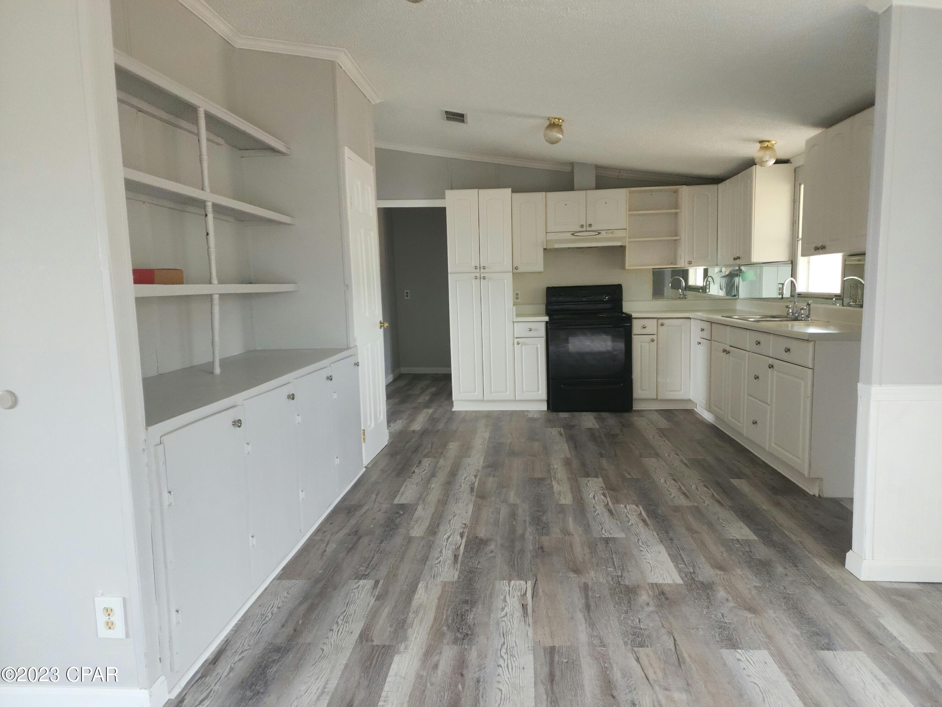 Floribay West Ph III - Residential