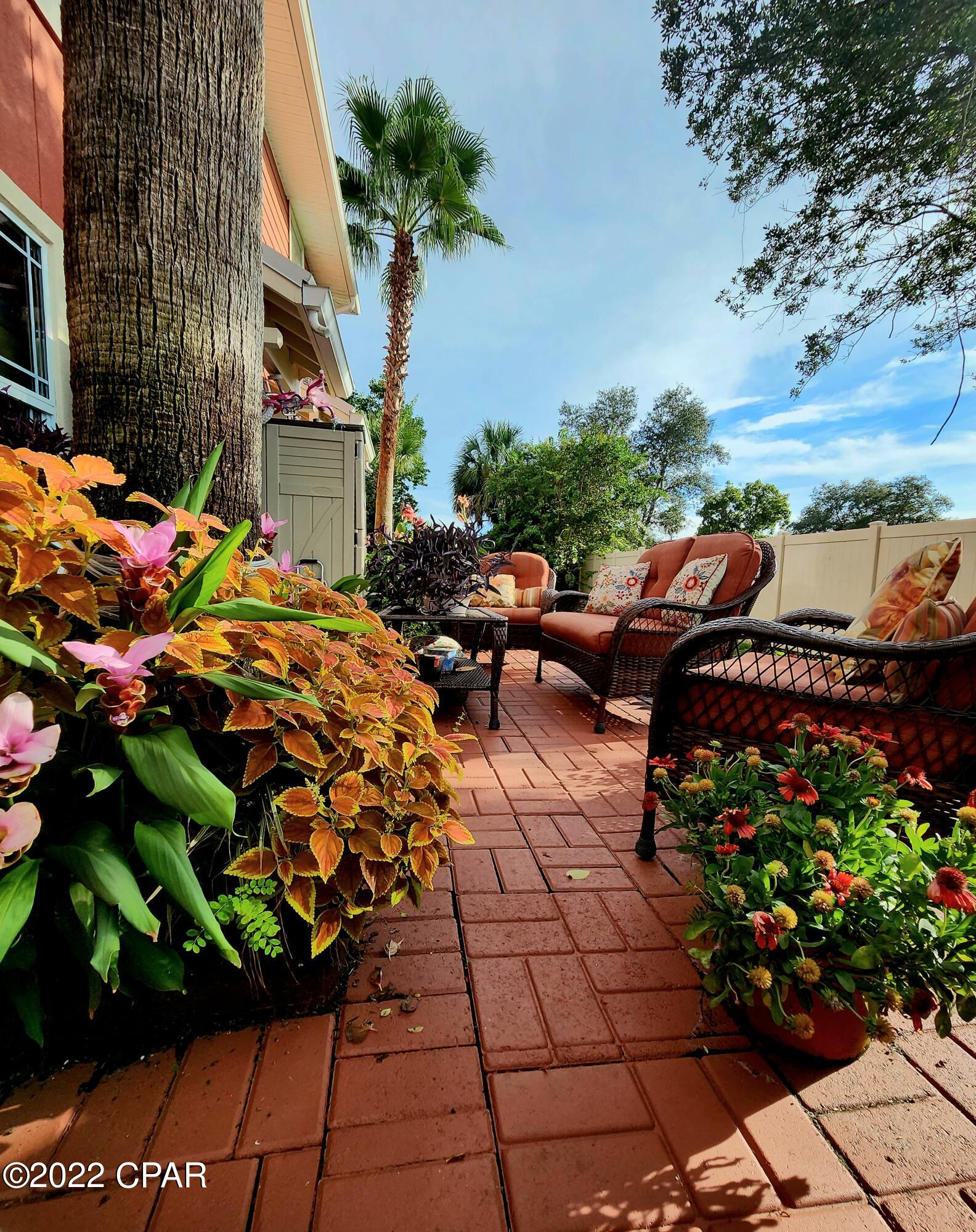 Coral Bay Village - Residential