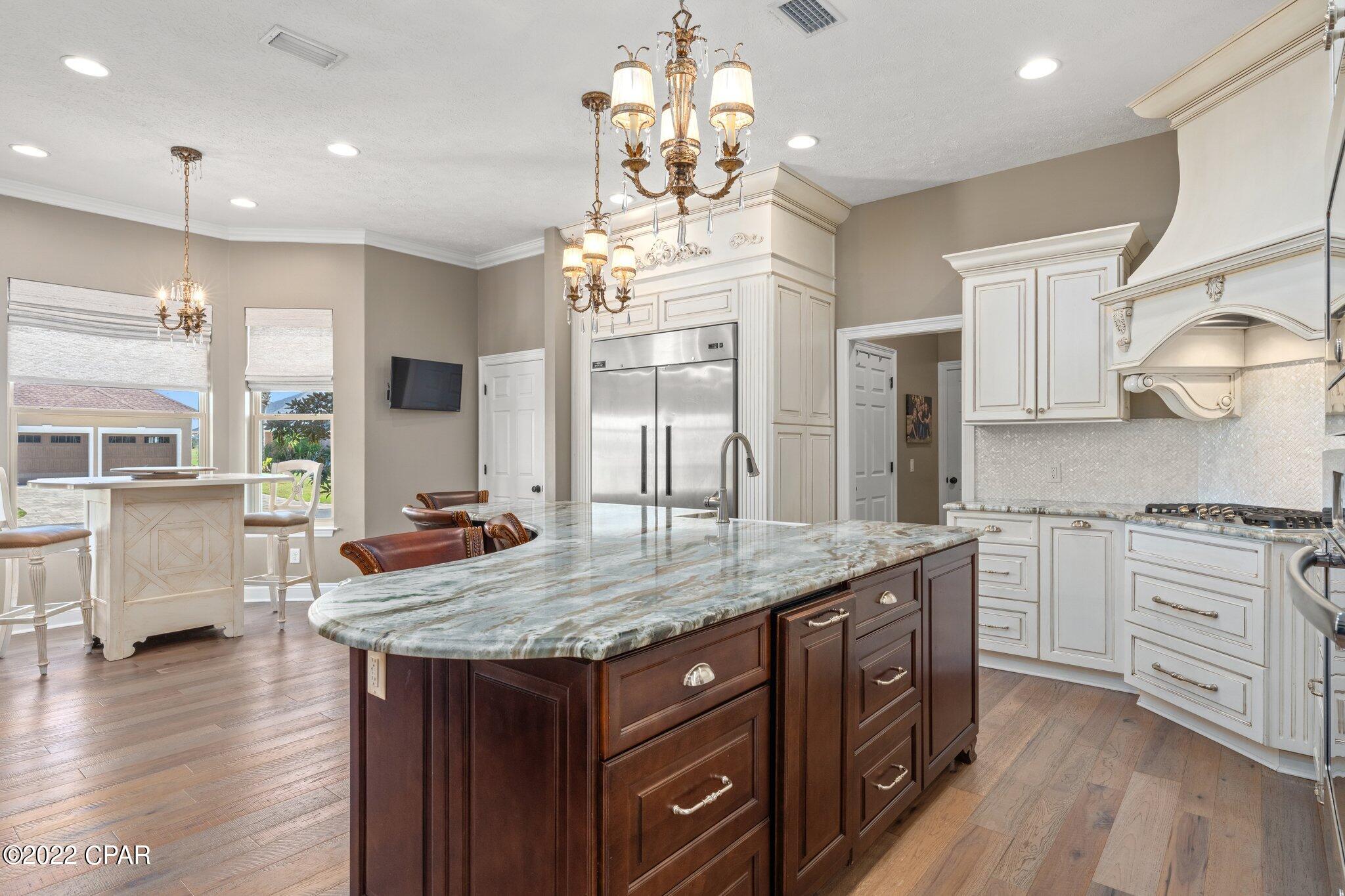 Country Club Harbour Estates - Residential