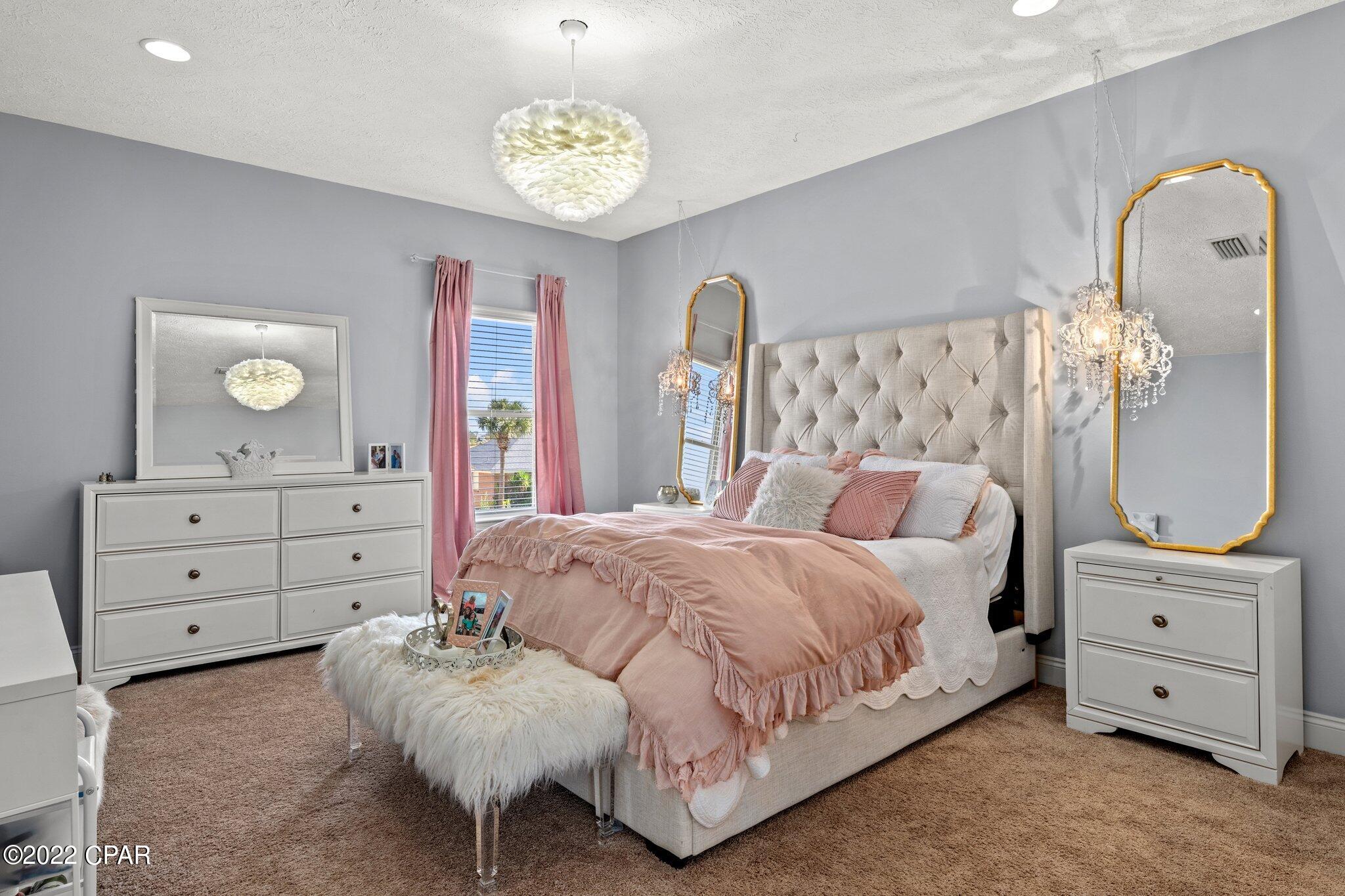 Country Club Harbour Estates - Residential