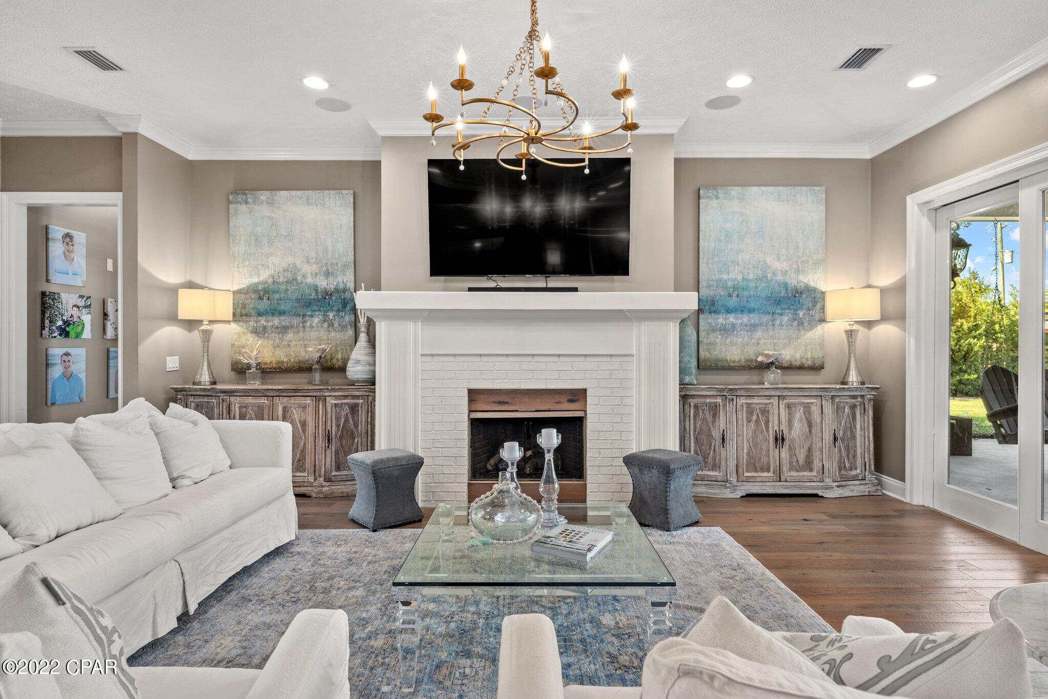 Country Club Harbour Estates - Residential