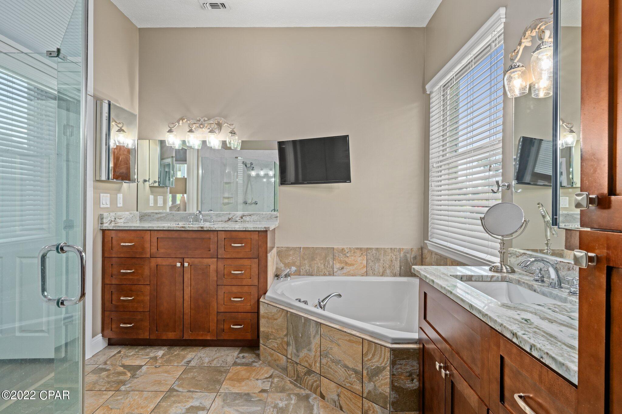 Country Club Harbour Estates - Residential