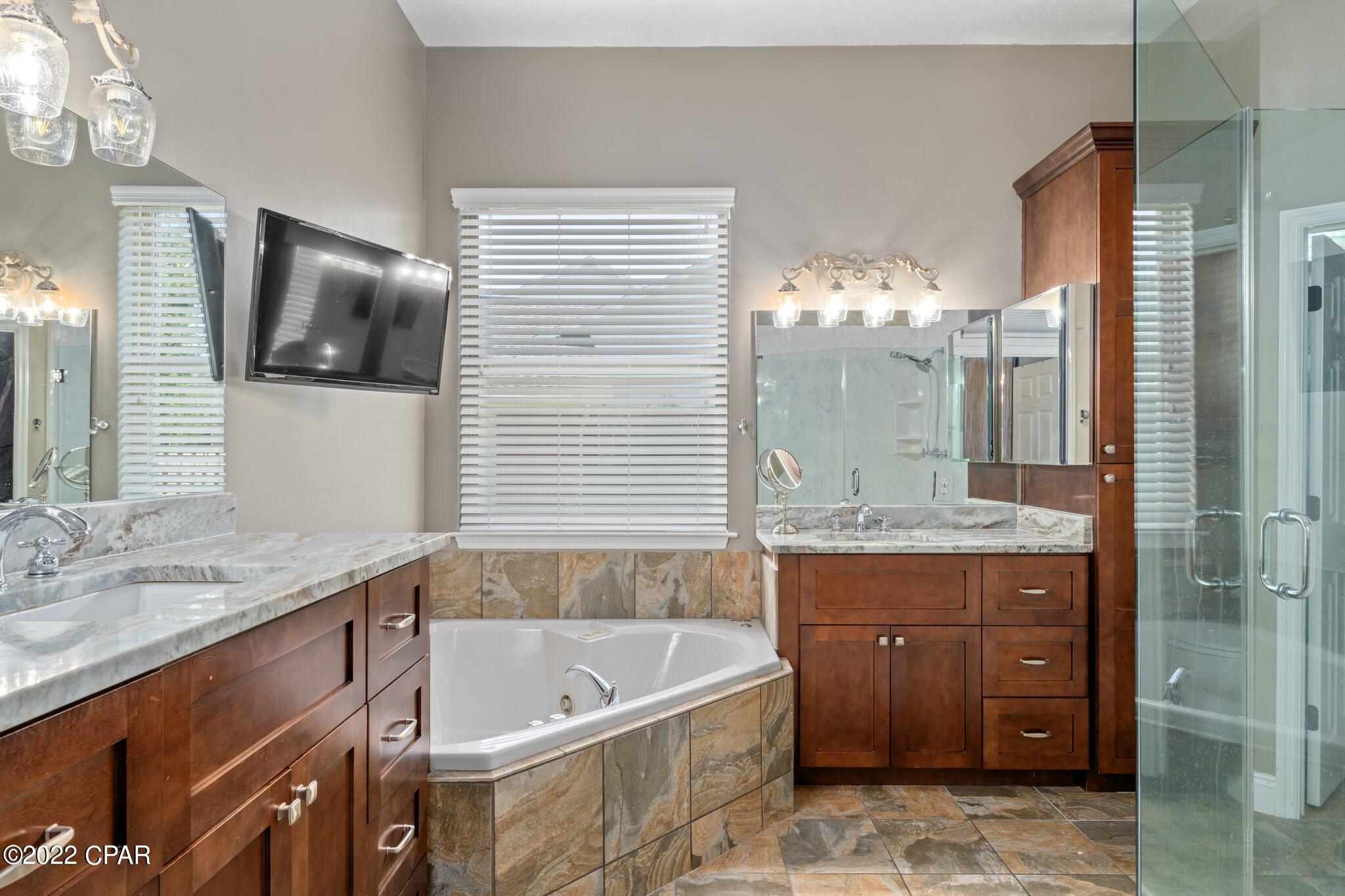 Country Club Harbour Estates - Residential