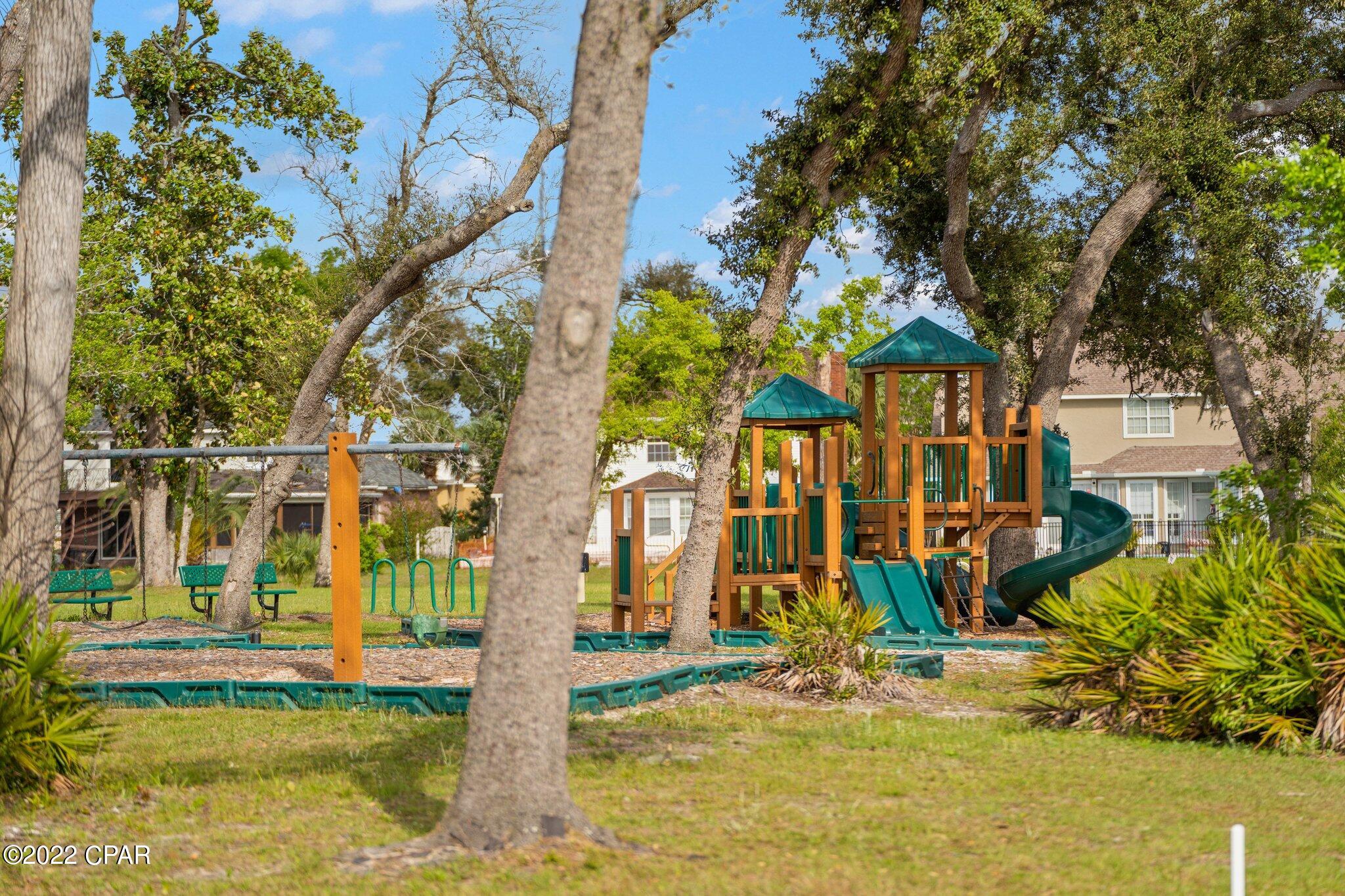 Country Club Harbour Estates - Residential