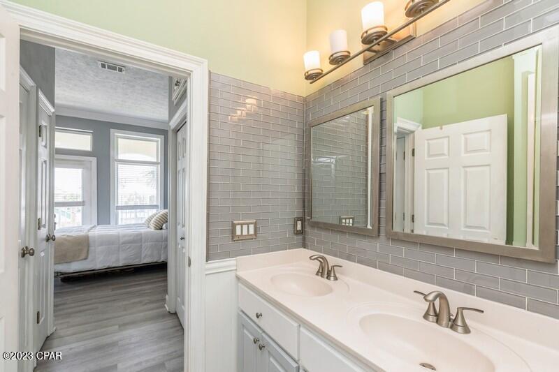 Lakes At Summer Breeze - Residential