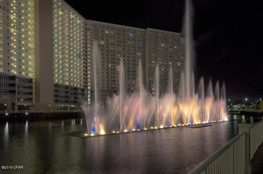 Laketown Wharf - Residential