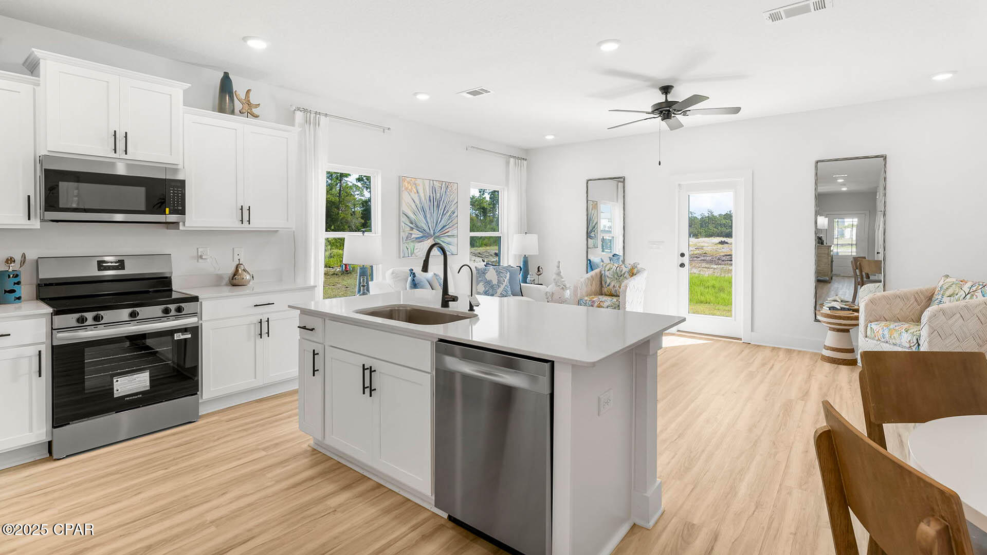 Colonial Landing - Residential