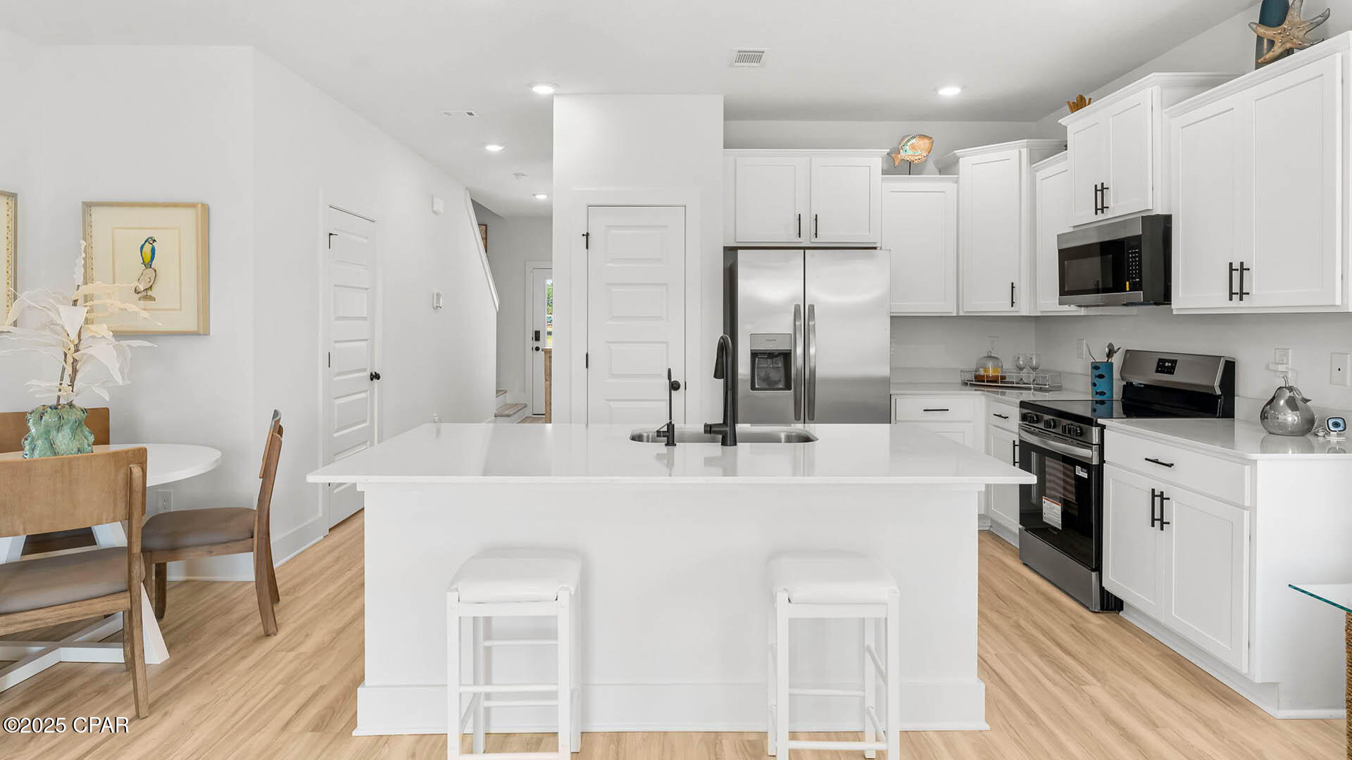 Colonial Landing - Residential