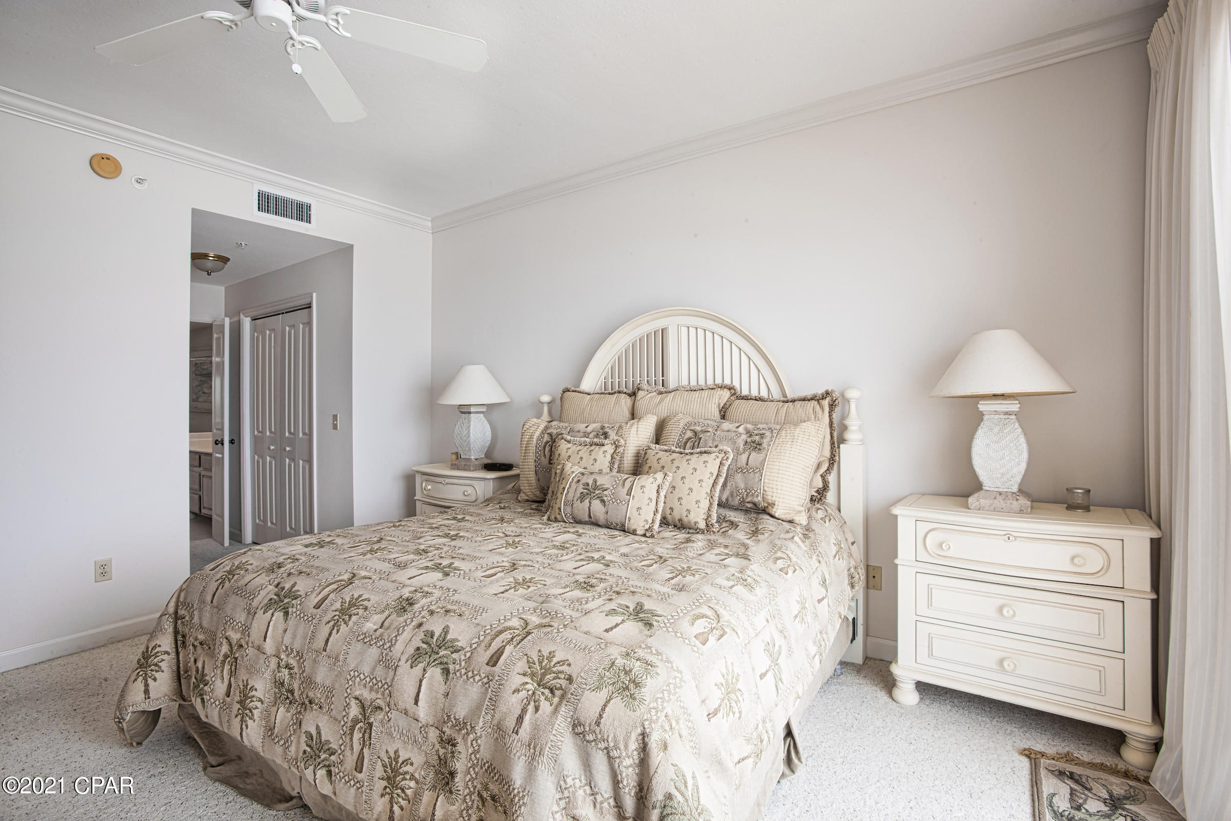 Grande Surf Club Condo - Residential